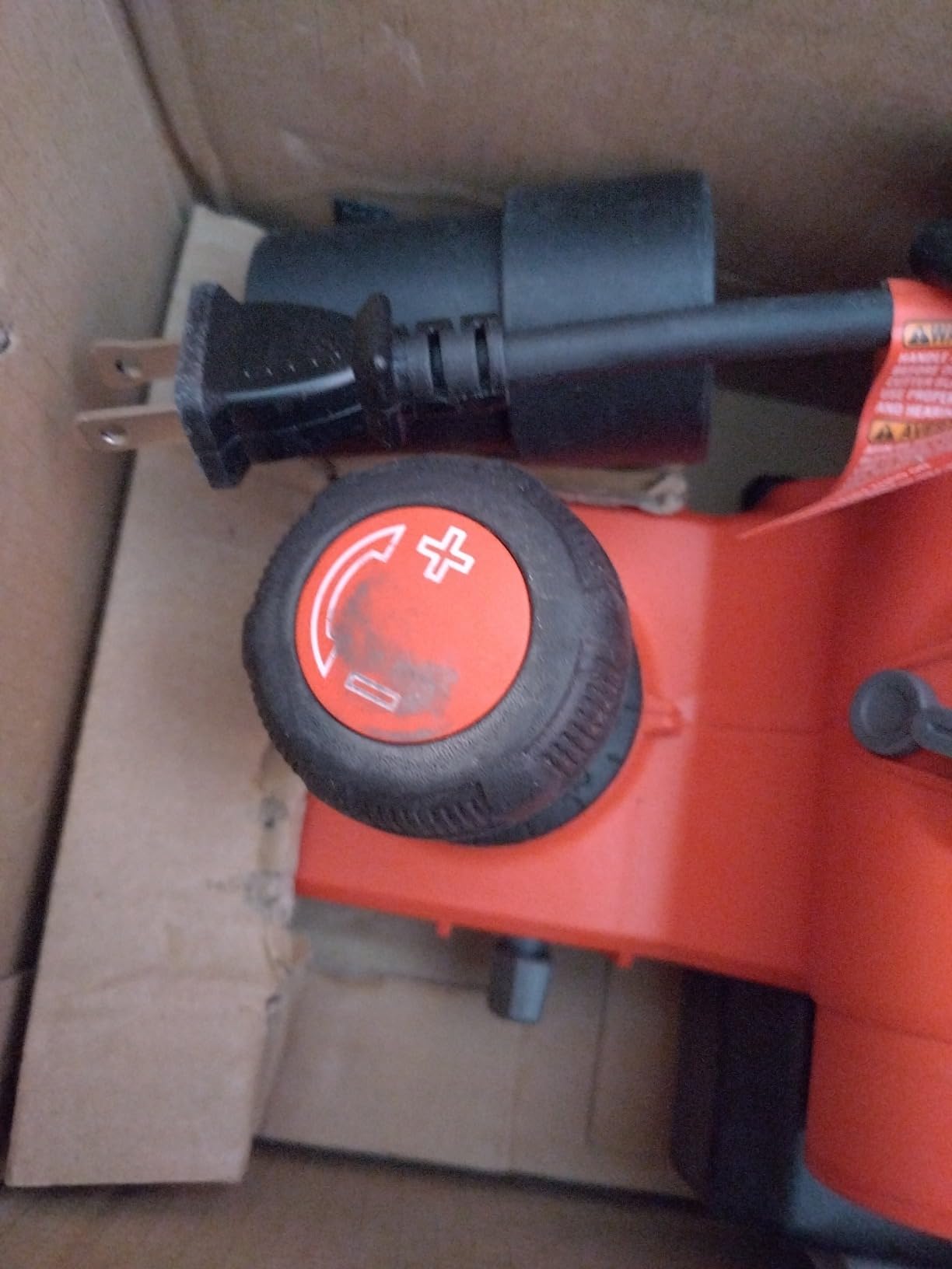 CRAFTSMAN Hand Planer, 6-Amp, 5/64-Inch (CMEW300) - Amazon Vine customer photo 2