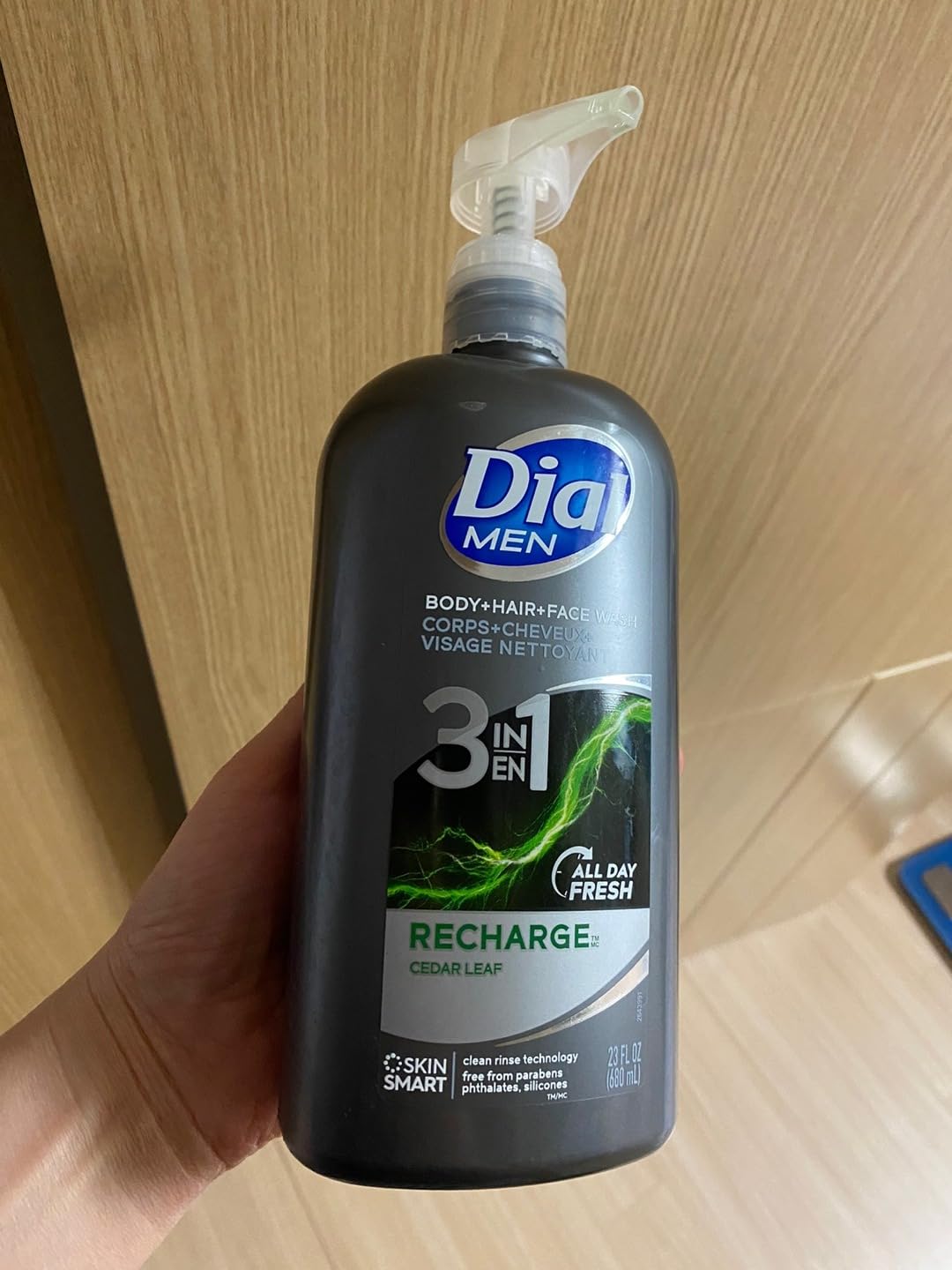 Dial Men 3-in-1 body, hair and face wash, Recharge, 23 fl oz, 3-pack customer photo 1