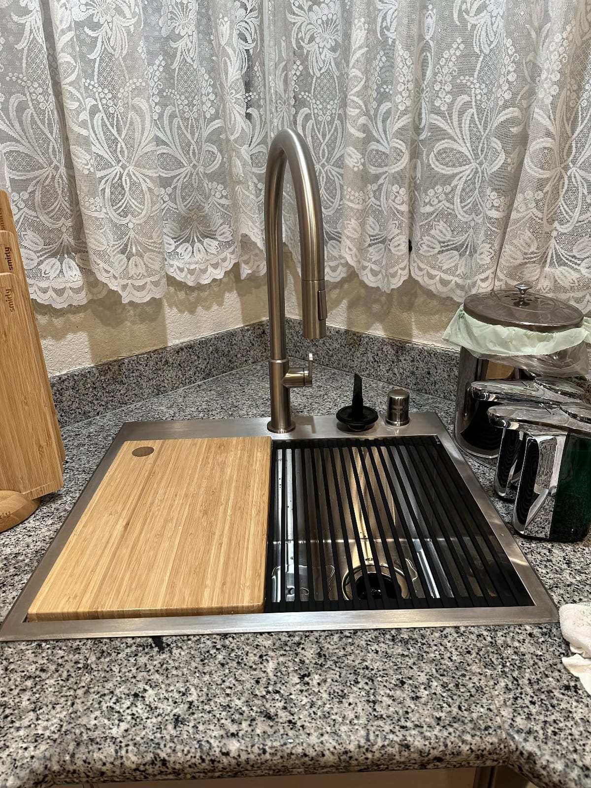 KRAUS Kore 32-Inch Drop In/Undermount Workstation 18 Gauge Single Bowl Stainless Steel Kitchen Sink with Accessories, KWT300-32 customer photo 2