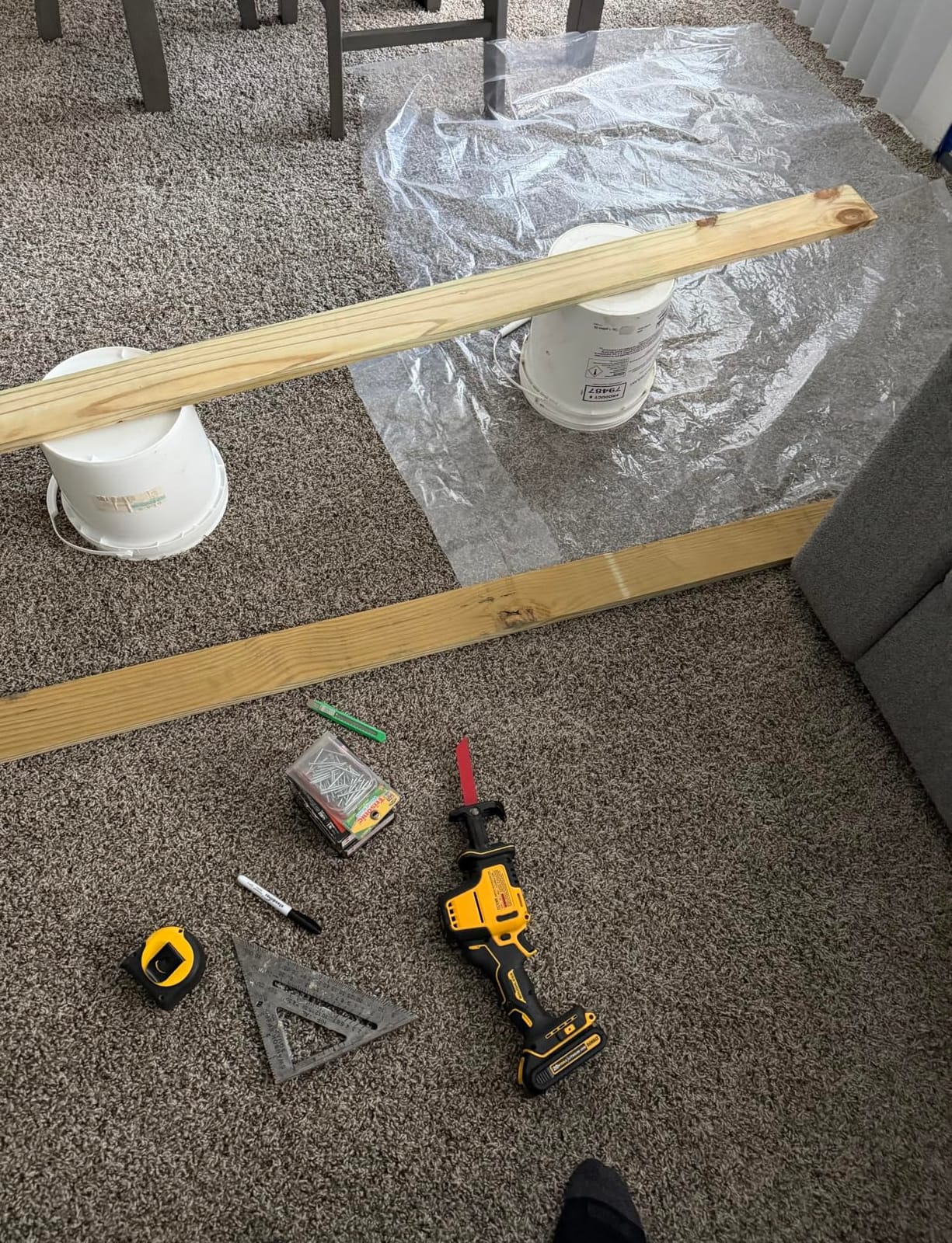 DEWALT ATOMIC 20V MAX* Reciprocating Saw, One-Handed, Cordless, Tool Only (DCS369B) customer photo 2