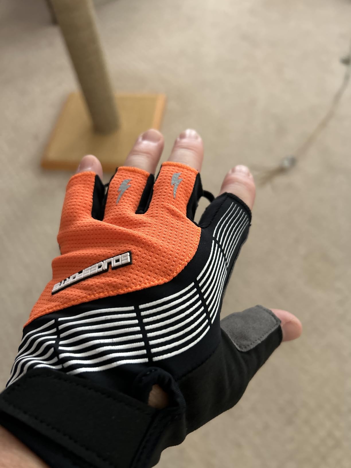 Souke Sports Bike Gloves for Men Women Half Finger Padded Cycling Gloves customer photo 1