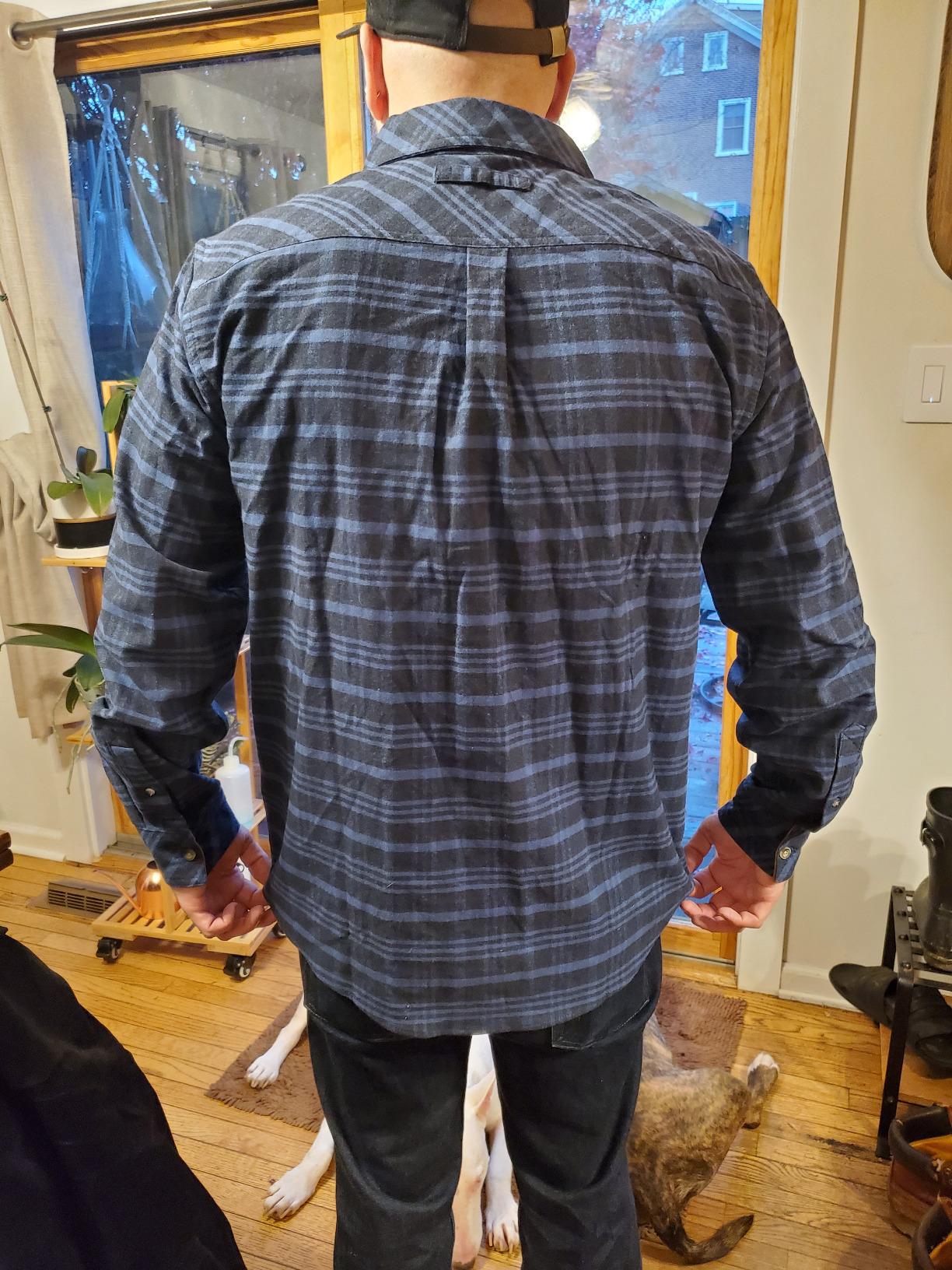 Legendary Whitetails Men's Long Sleeve Button Down Relaxed Fit Flannel Shirt customer photo 2