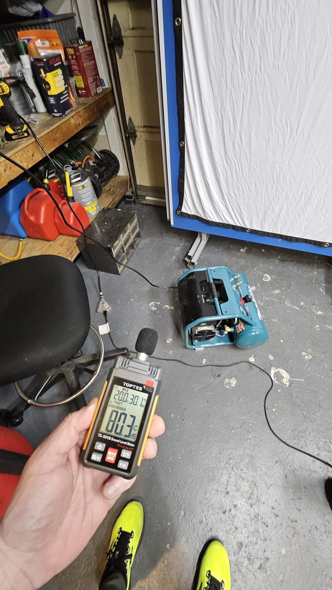 Makita MAC320Q Quiet Series 1-1/2 HP, 3 Gallon, Oil-Free, Electric Air Compressor customer photo 1