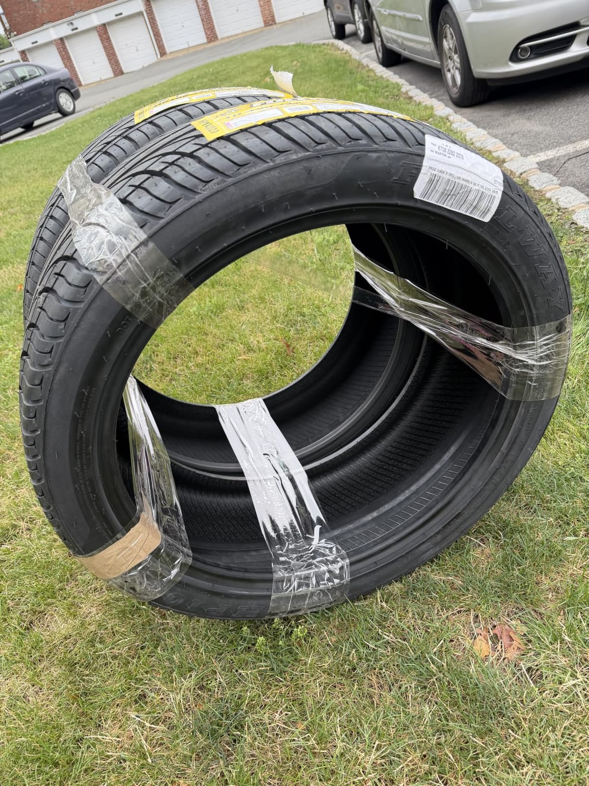 Fullway HP108 205/55R16 91V SL All Season Performance Passenger Tire customer photo 1