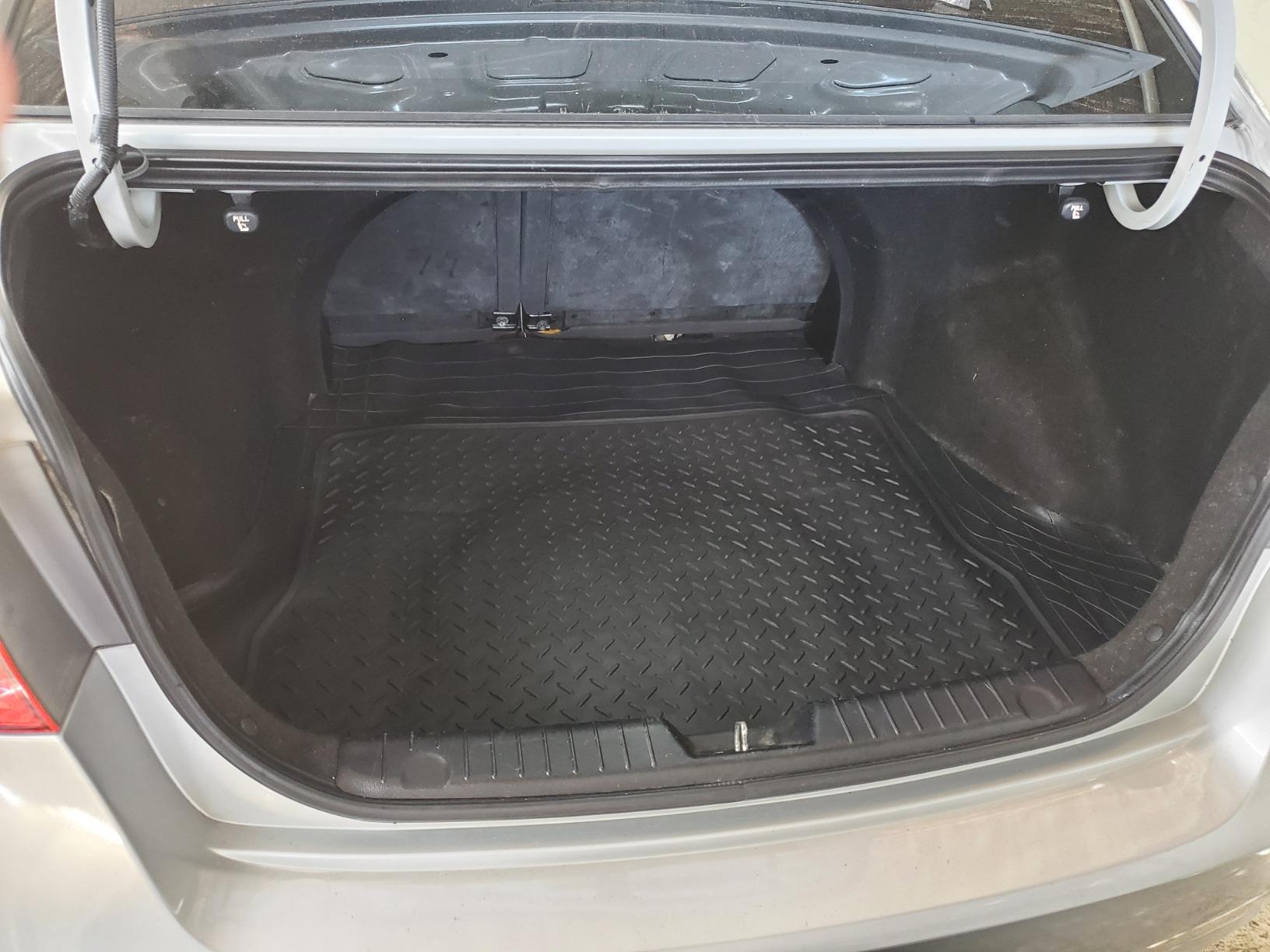 ZONETECH All Weather Rubber Semi Pattern Cargo Liner Trunk Floor Mat – Premium Quality Black Heavy Duty Cargo Trunk Floor Mat customer photo 2