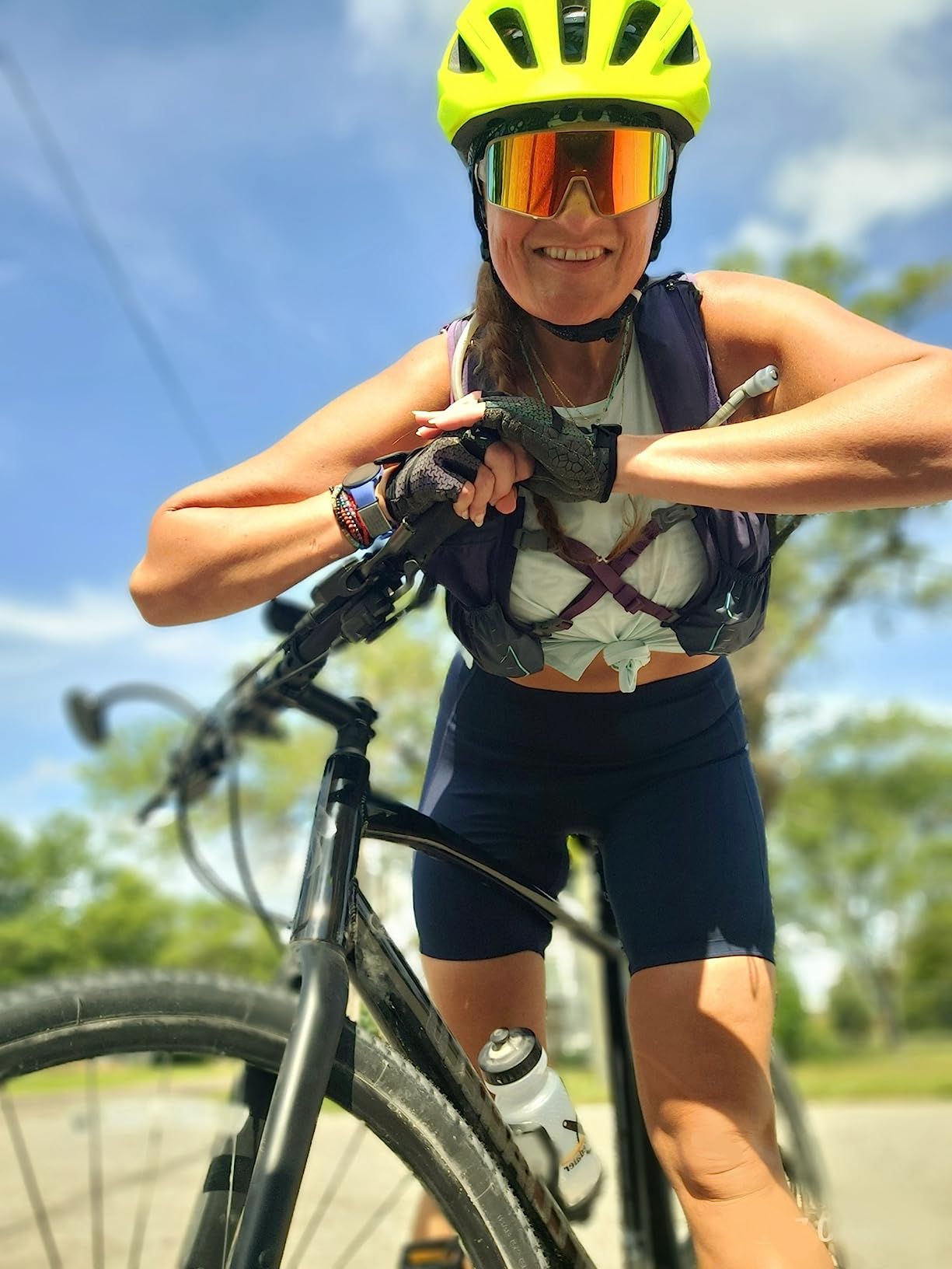 Tanluhu Cycling Gloves - Mountain Bike Half Finger Road Riding Gloves, Breathable, Shock-Absorbing, for Men and Women customer photo 1