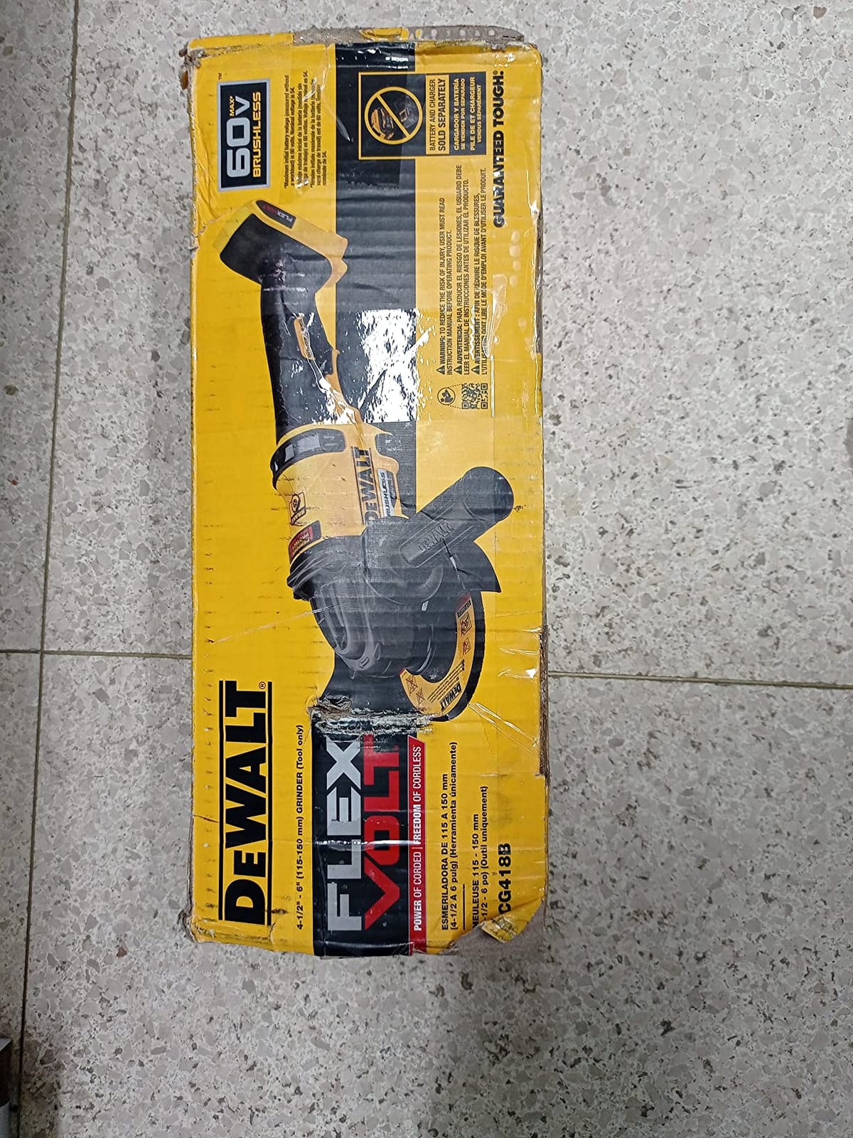 DEWALT FLEXVOLT 60V MAX* Angle Grinder with Kickback Brake, 4-1/2-Inch to 6-Inch, Tool Only (DCG418B) customer photo 2