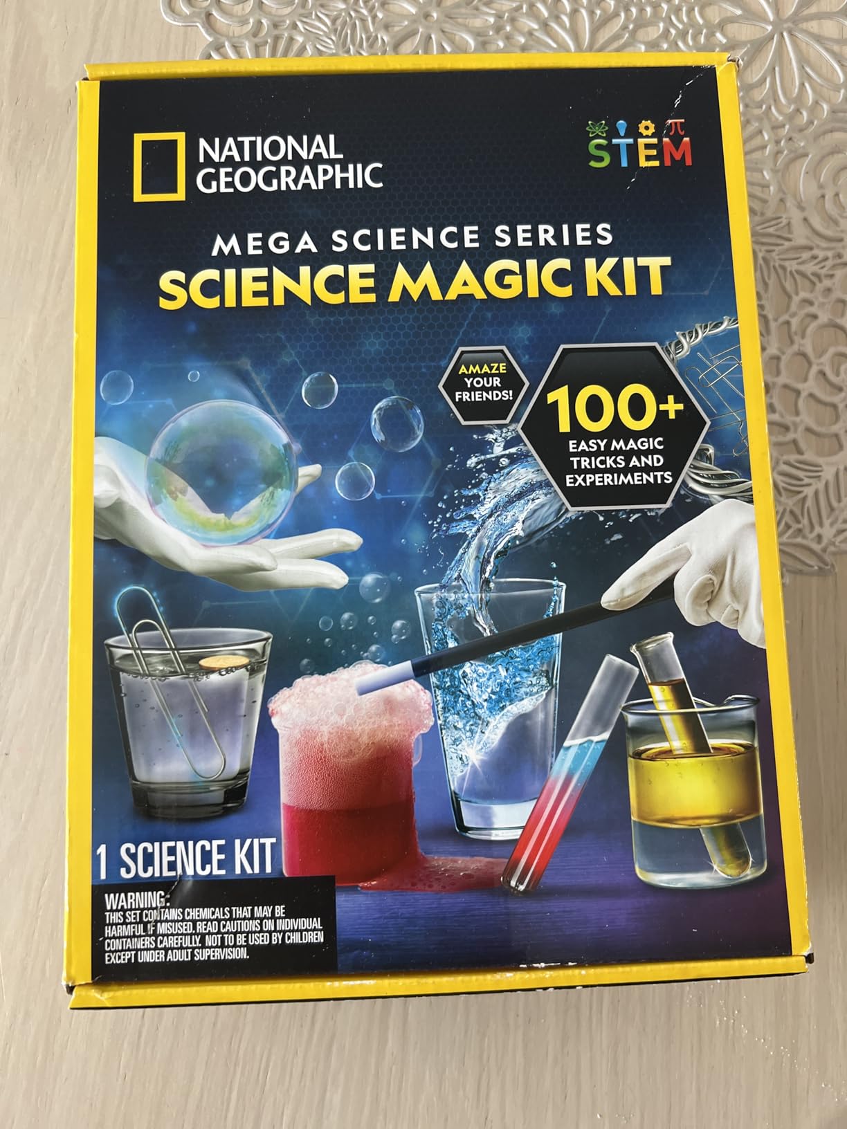 National Geographic Science Magic Kit with 100+ Experiments for Kids 8-12 customer photo 1