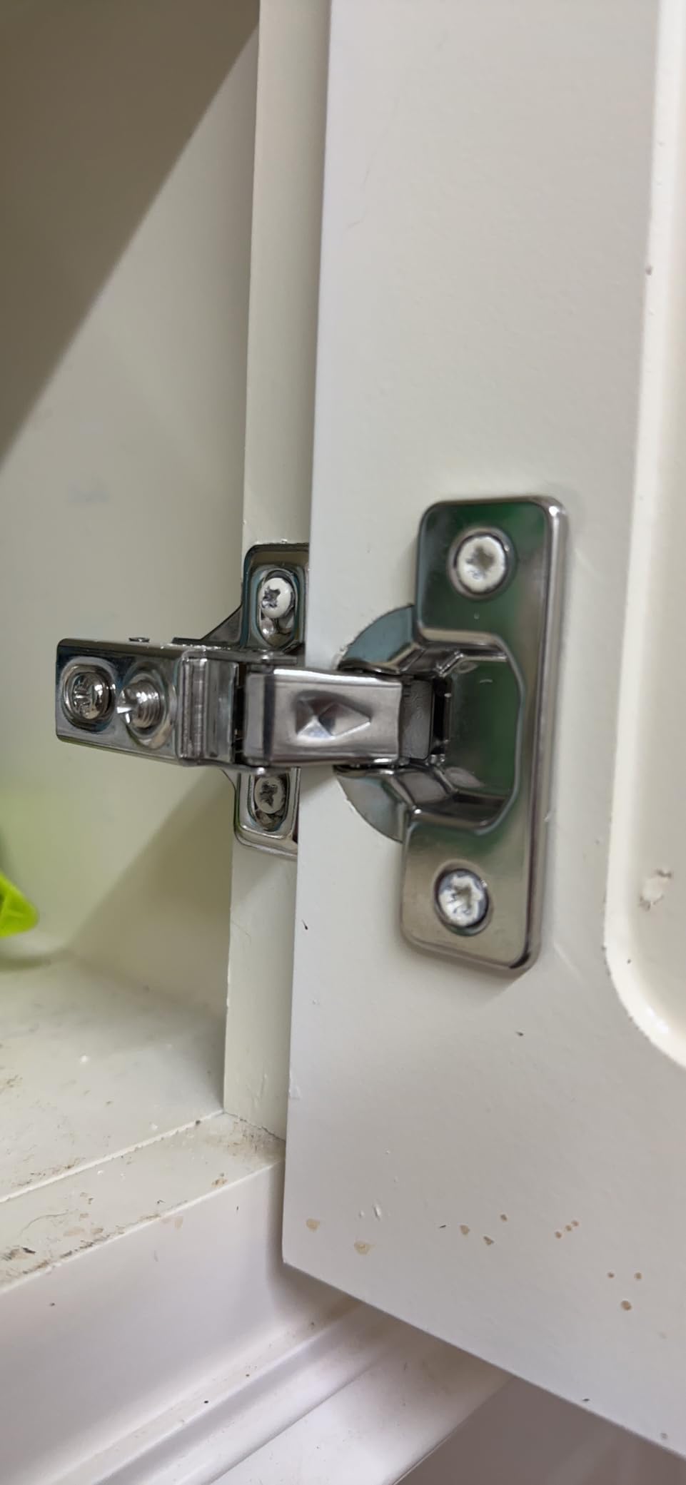 20 Pack Soft Close Cabinet Door Hinges for 1/2 Inch Overlay Cupboard, 105 Degree Opening Angel, Stainless Concealed Kitchen Cabinet Hinges with Mounting Screws, Manual and Door Bumpers customer photo 1