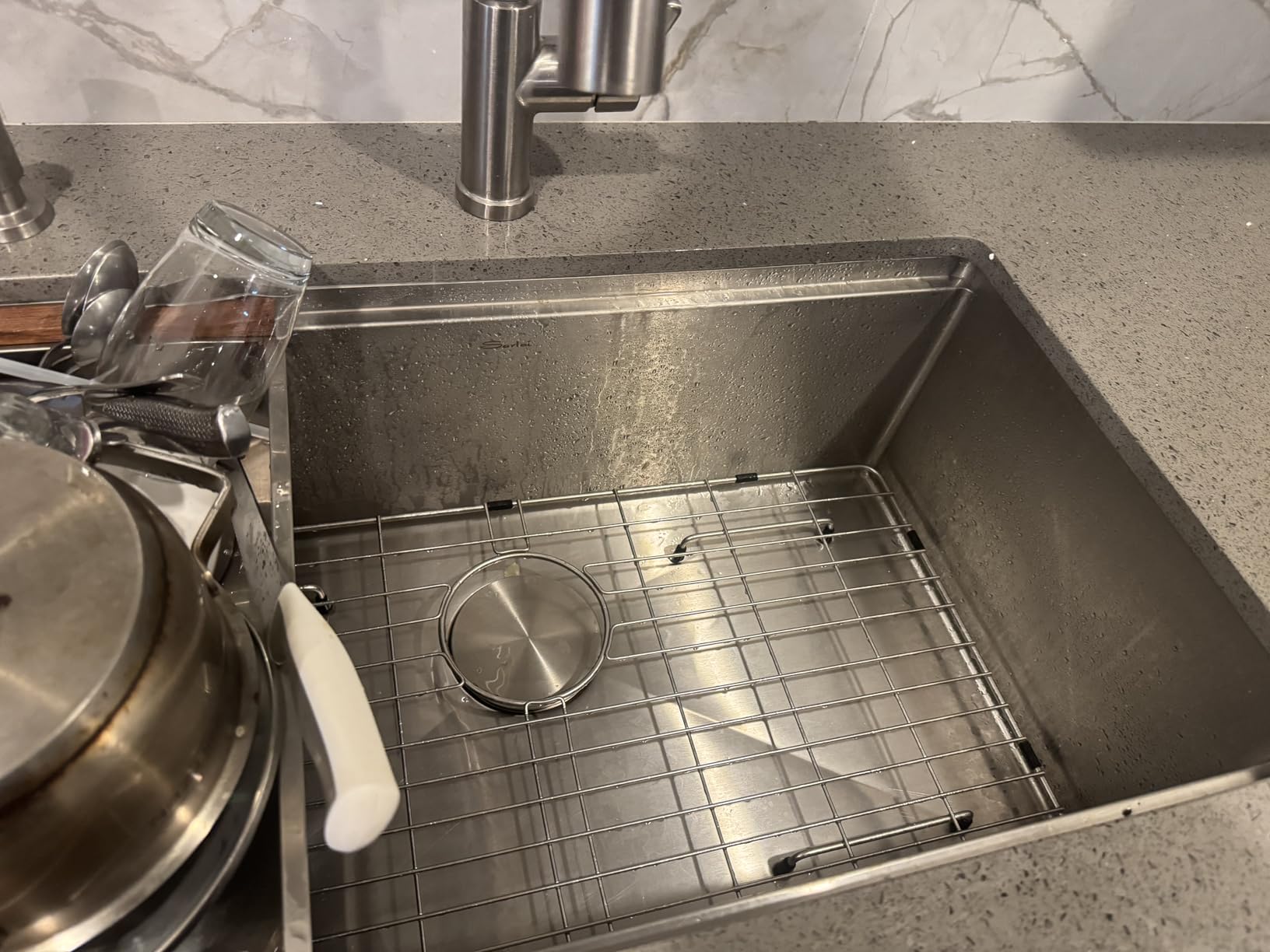 Sarlai 33 Kitchen Sink Undermount 33 x 19 Inch Undermount Sink Workstation | Premium 16 Gauge Stainless Steel Deep Single Bowl Under Counter Kitchen Sinks Basin 33x19x10 Round Corner,Durable, Easy Clean customer photo 1