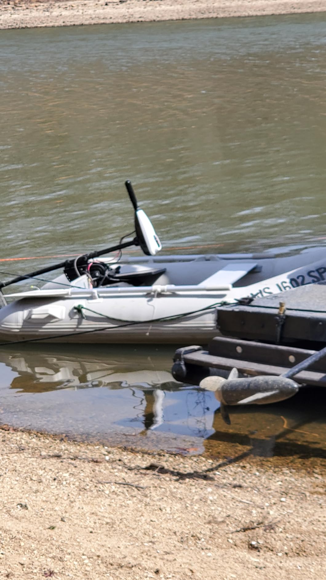 CO-Z 7.5ft Inflatable Dinghy Boat for 2 Adults, 660lb PVC Raft with Oars customer photo 2