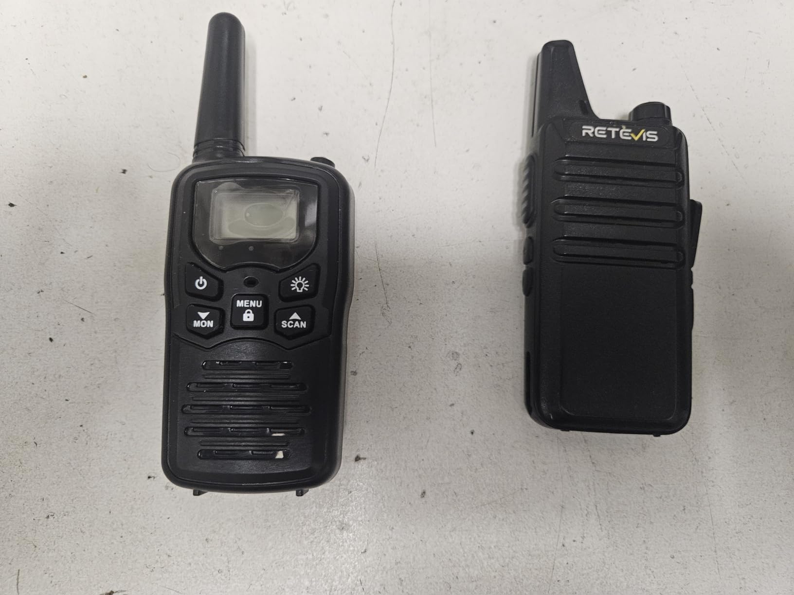 MOICO Walkie Talkies for Adults, 22 Channel Long Range FRS Two-Way Radios customer photo 1