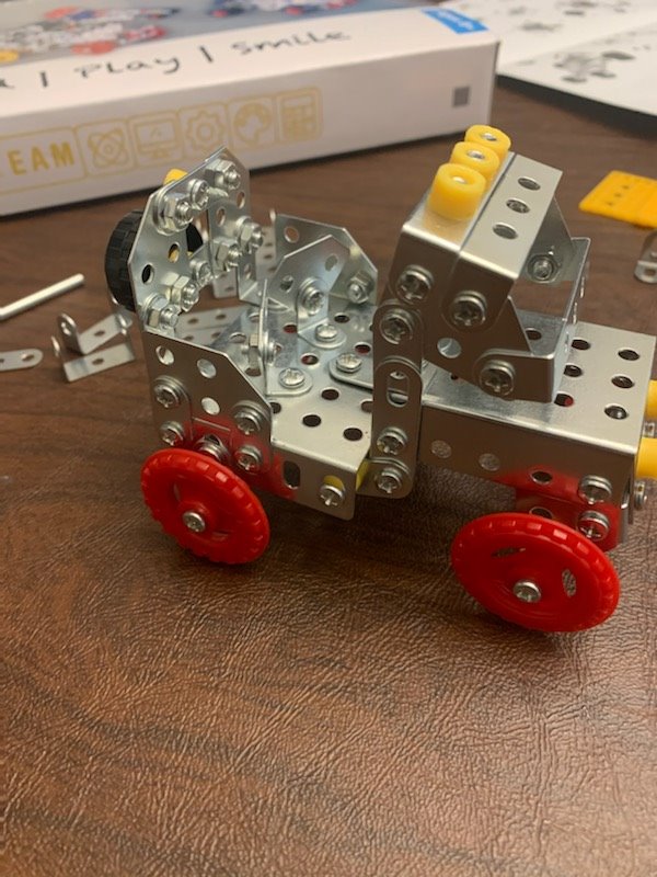 Erector Set STEM Educational Kit | Construction Set for Boys & Girls | Metal Erector Set | Building Kit for Boys Age 8–12 | 236-Piece Engineering Toy customer photo 2