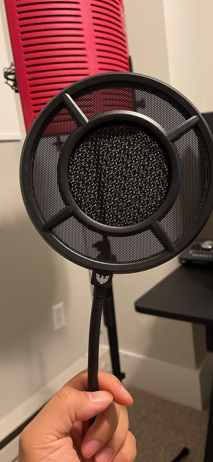 Mic Pop Filter, Professional Metallic Mic Pop Filter Mesh for Blue Yeti and Any Other Mic, ARISEN Dual Layered Microphone Pop Filter, Mic Filter with A Flexible 360° Gooseneck Clip Stabilizing Arm customer photo 2