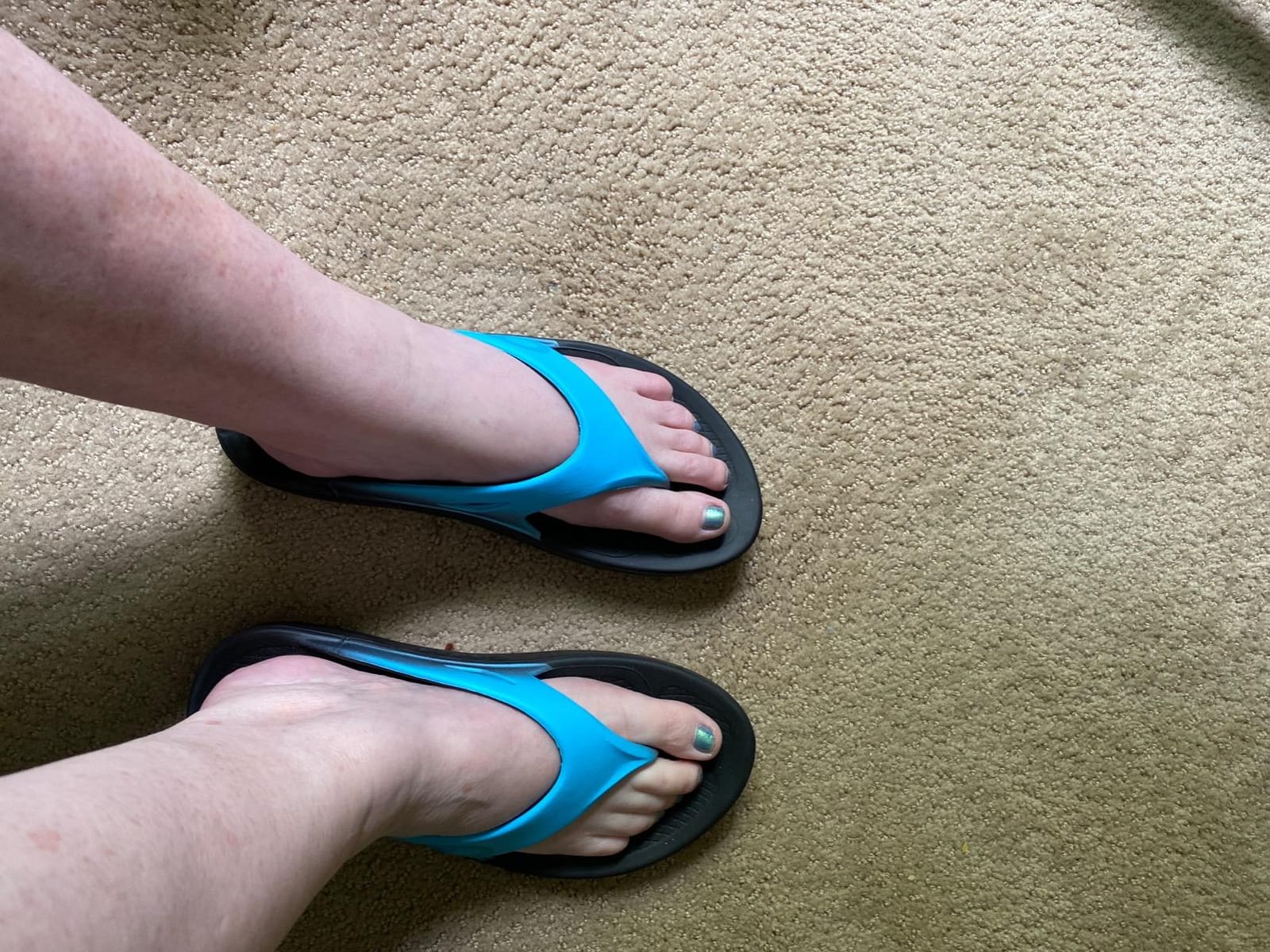 OOFOS - Unisex OOriginal Sport - Post Exercise Active Sport Recovery Thong Sandal customer photo 2