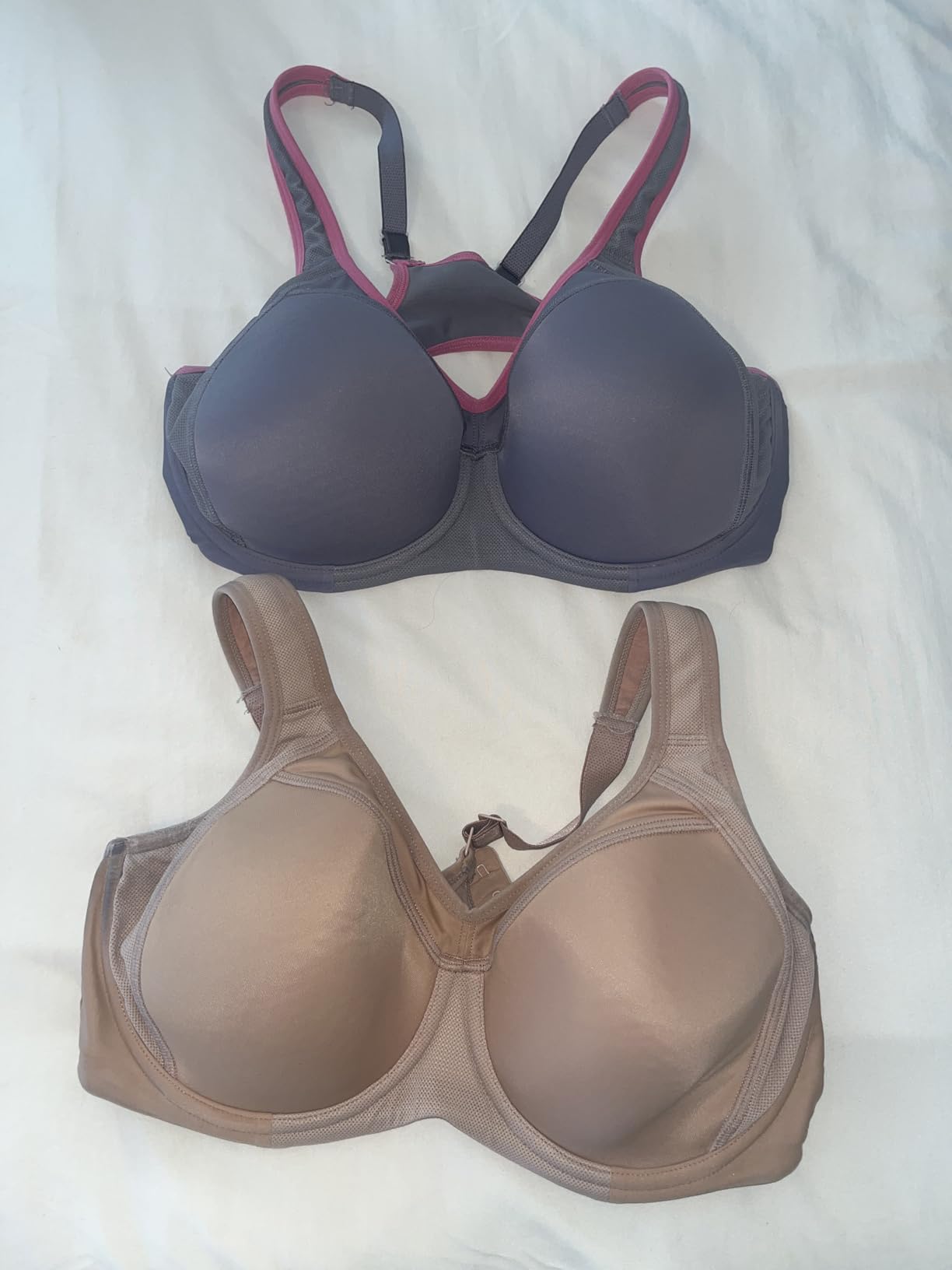 SYROKAN Women's Full Support Racerback Sports Bra customer photo 2