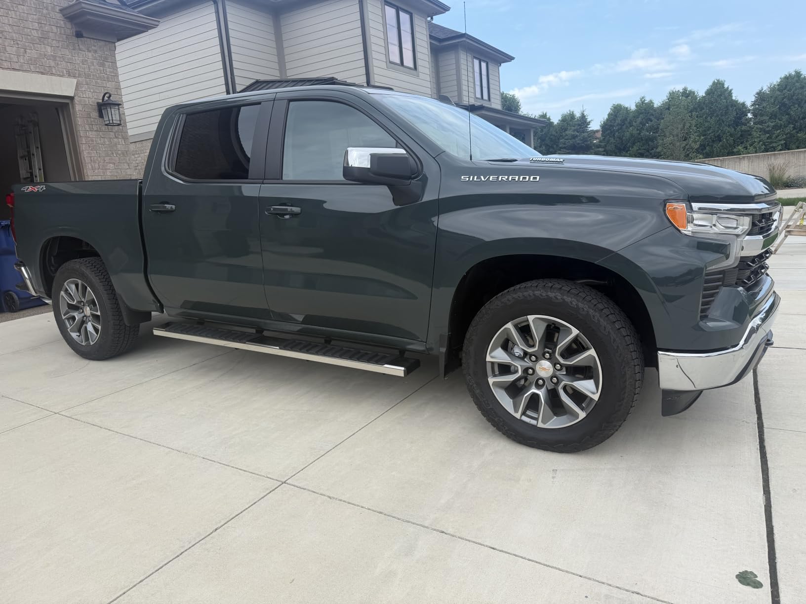YITAMOTOR Running Boards Compatible with 2019-2026 Silverado/Sierra 1500 customer photo 1