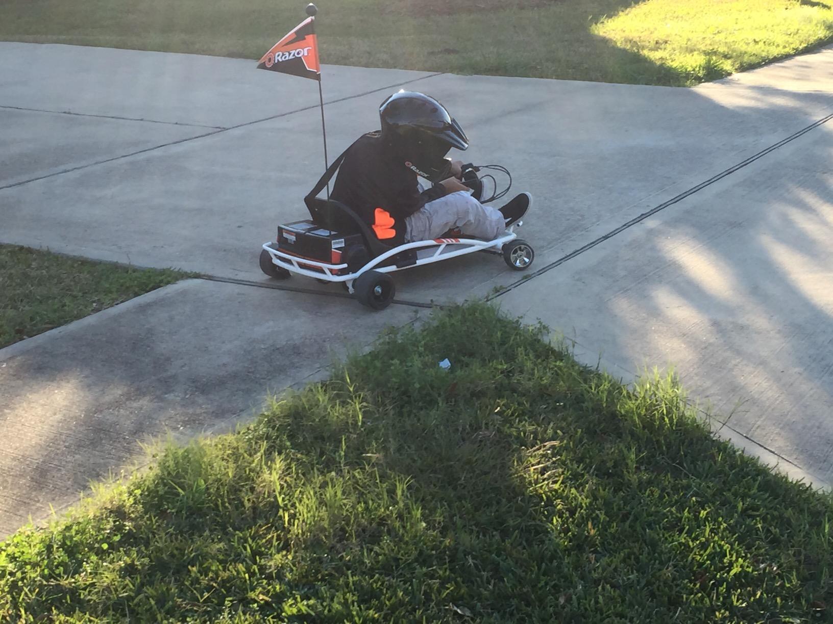 Ground Force One Go Kart | Electric Race Cart customer photo 1