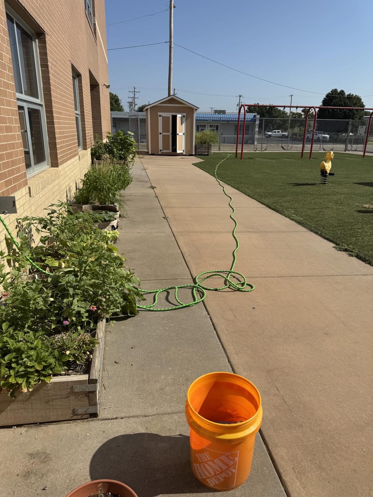 J&B XpandaHose 100ft Expandable Garden Hose, Lightweight, Brass Connectors customer photo 2