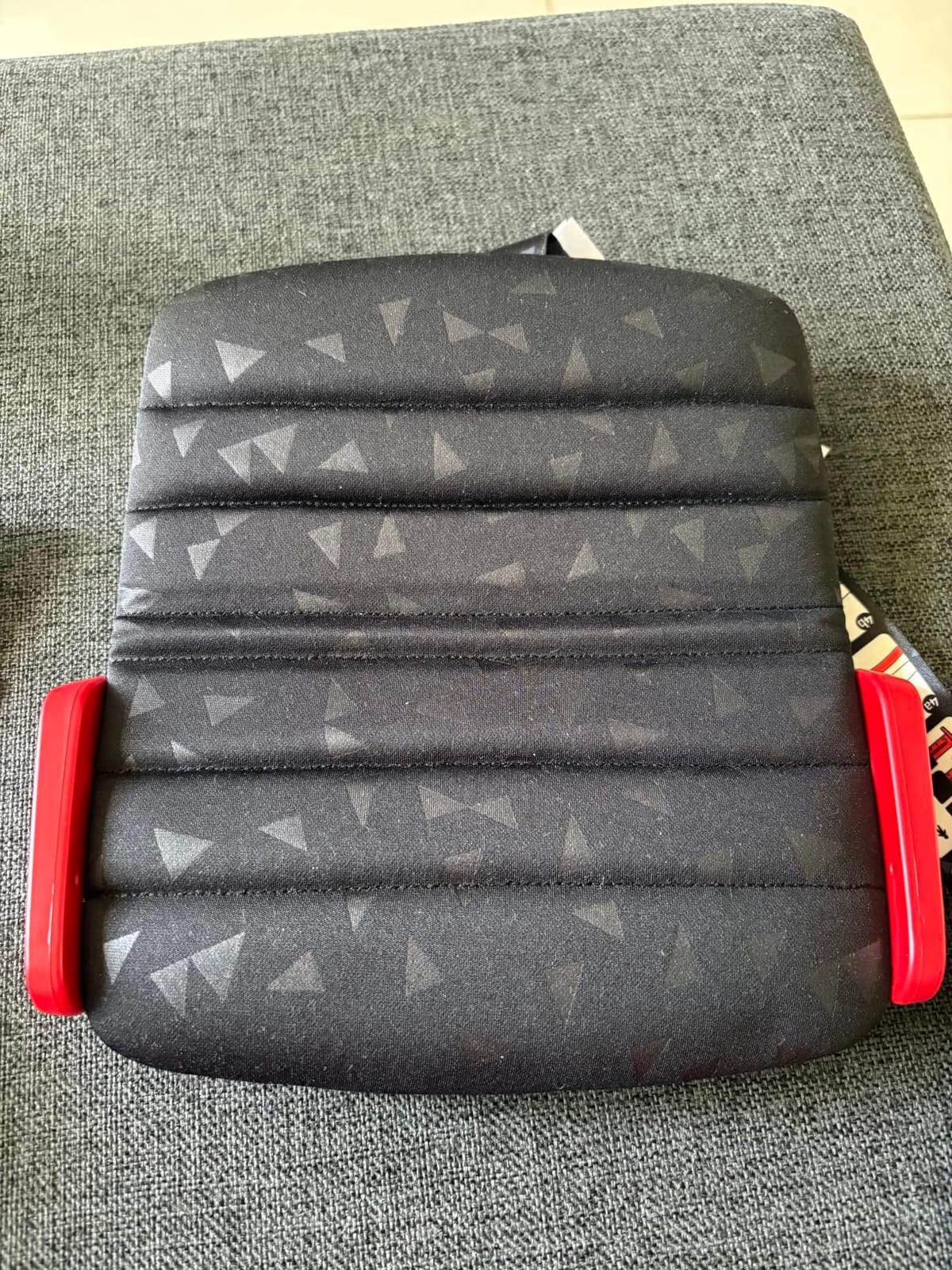 New Mifold Comfort Grab-and-go Car Backless Booster Seat-Compact and Portable for Every Day, Carpooling, Travel, Charcoal Grey customer photo 2