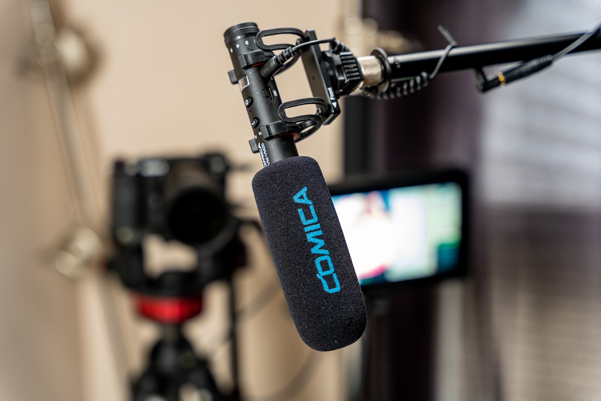 COMICA VM20 Shotgun Microphone for Camera, Super-Cardioid Camera Microphone with Rycote Shockmount, Windscreen, Wind Muff, OLED Power Display, Video Mic for Smartphones, DSLR Cameras, Camcorders customer photo 2