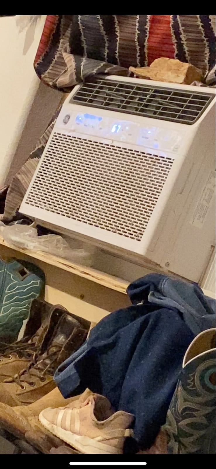 GE Window Air Conditioner 10000 BTU, Wi-Fi Enabled, Energy-Efficient Cooling for Medium Rooms, 10K BTU Window AC Unit with Easy Install Kit, Control Using Remote or Smartphone App customer photo 1