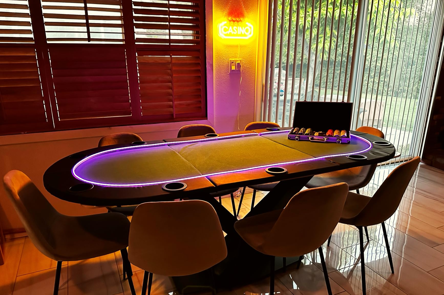 Spin Master Games 300-Piece Casino Poker Set in Metal Case Classic Game customer photo 2