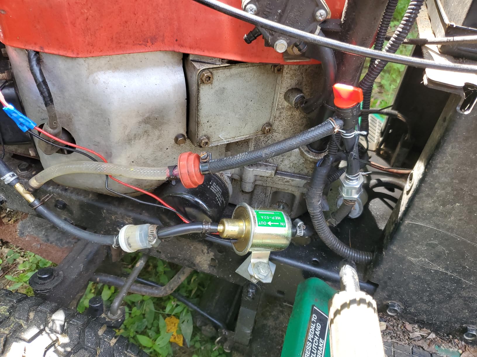 Electric Fuel Pump 12V Universal Low Pressure 12 Volt Transfer Inline Fuel Pump for Lawn Mower Carburetor Gas Diesel Engine 2.5-4psi HEP-02A customer photo 2