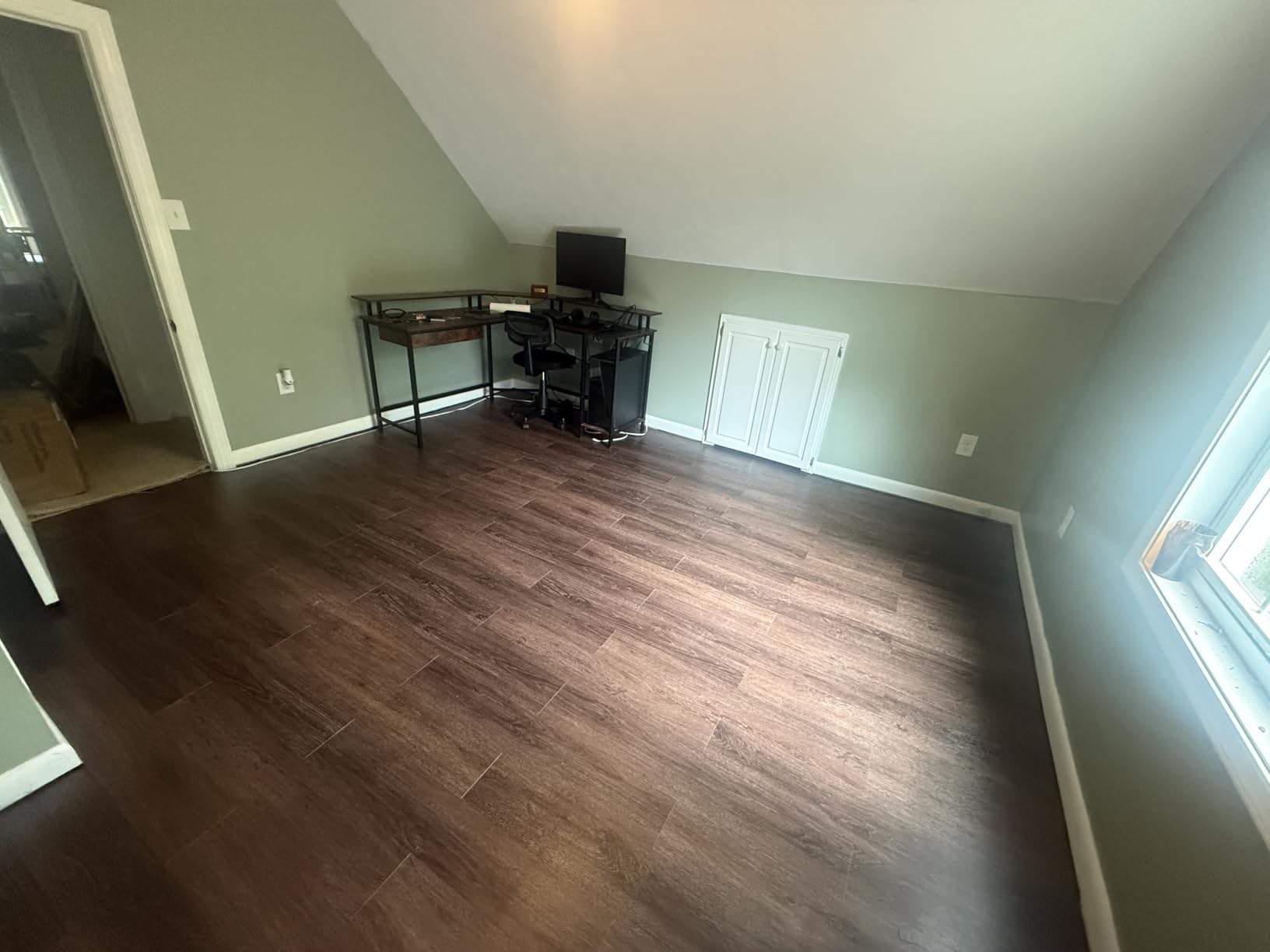 Art3d 36-Pack Peel and Stick Vinyl Floor Tiles (54 Sq.Ft), Brown Stone customer photo 1
