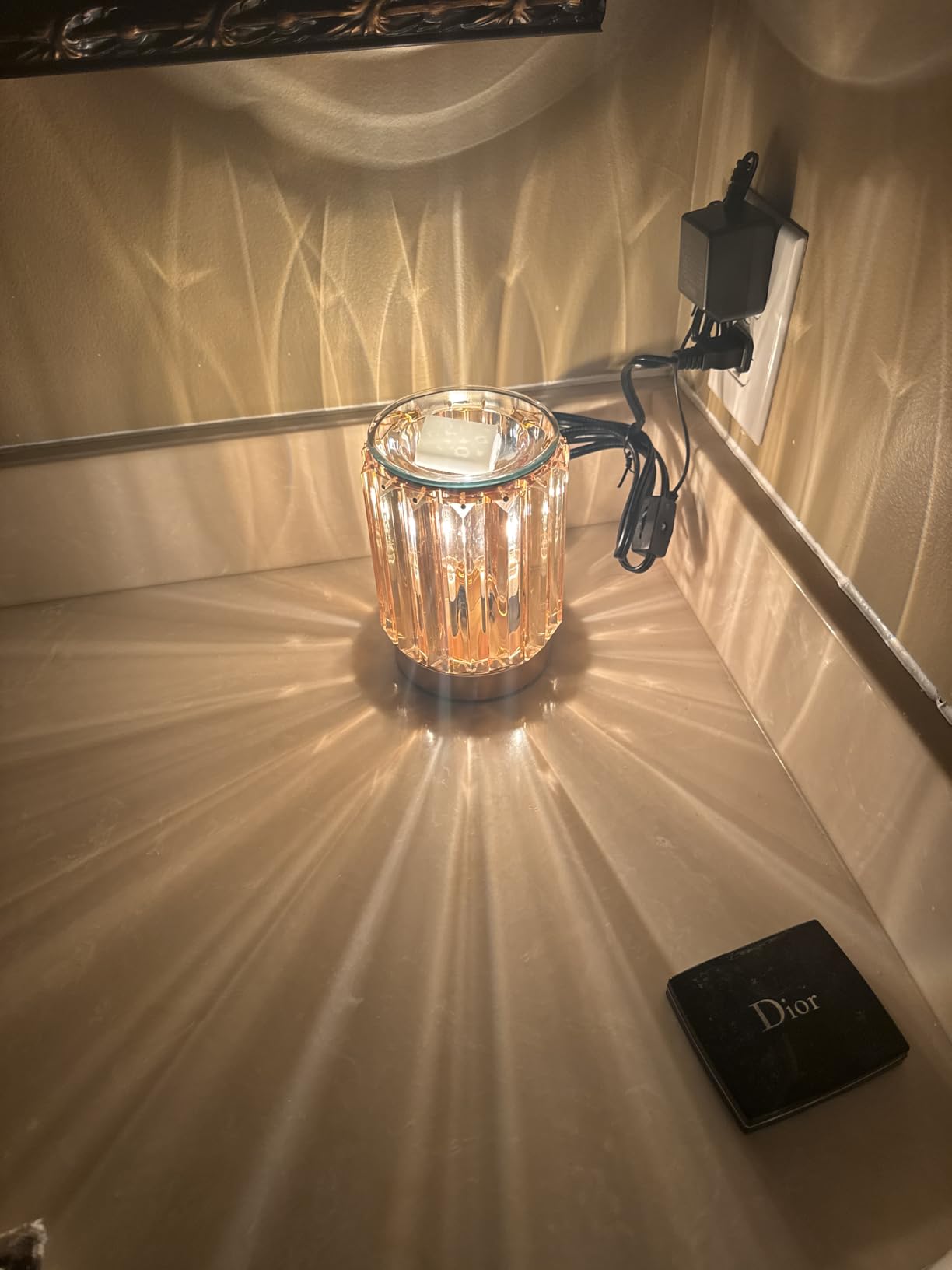 Leyoue Wax Warmer, Electric Wax Melt Warmer with Night Light customer photo 2