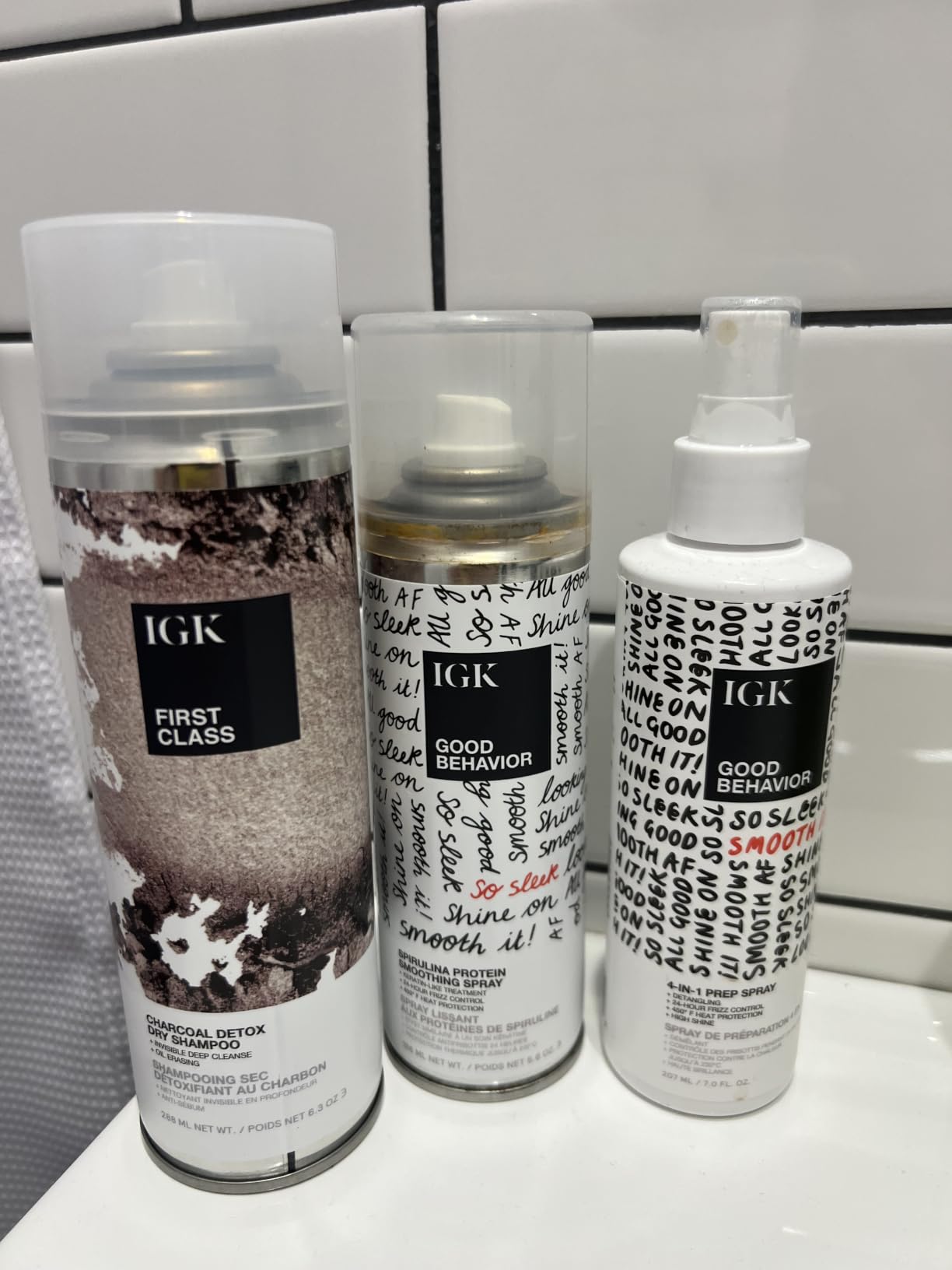 IGK First Class Charcoal Detox Dry Shampoo for Oily Hair + Scalp, 6.3 Oz customer photo 2