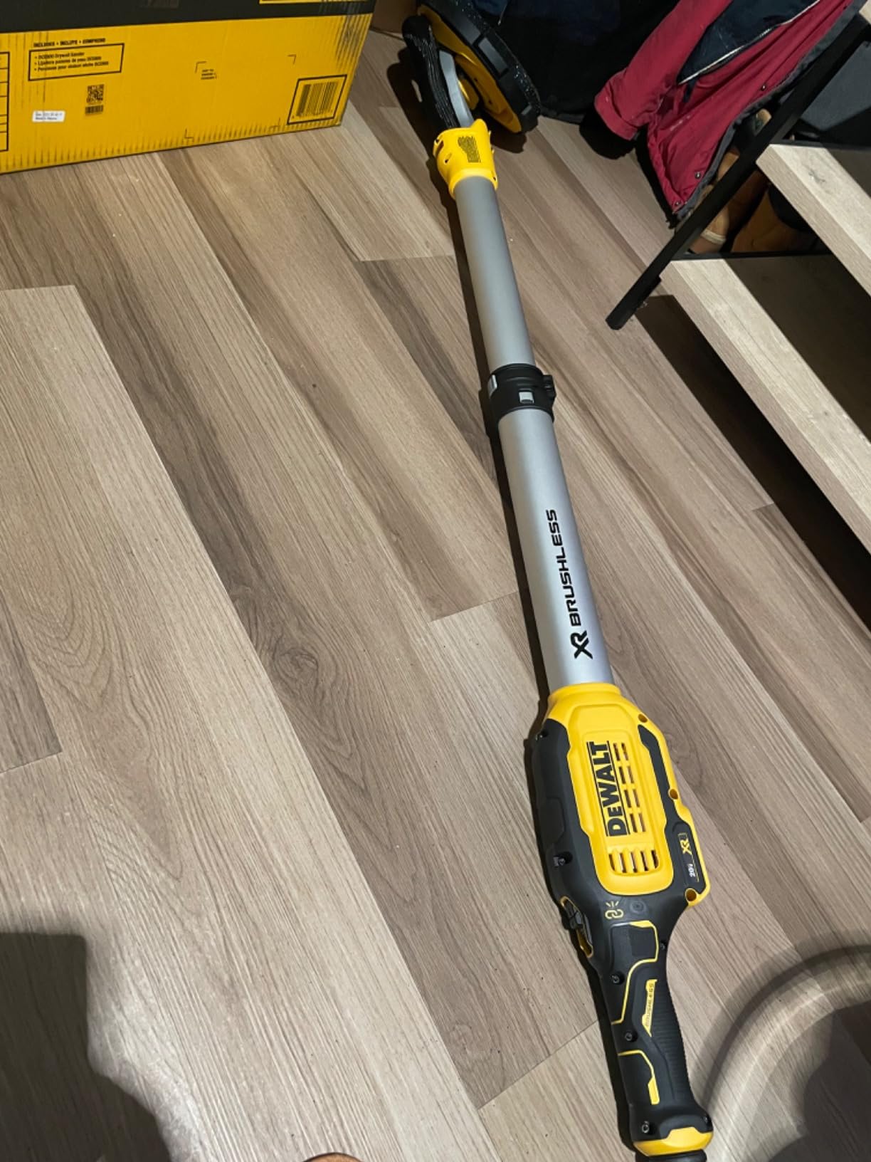 DEWALT 20V MAX Cordless Drywall Sander, Tool Only (DCE800B) customer photo 2