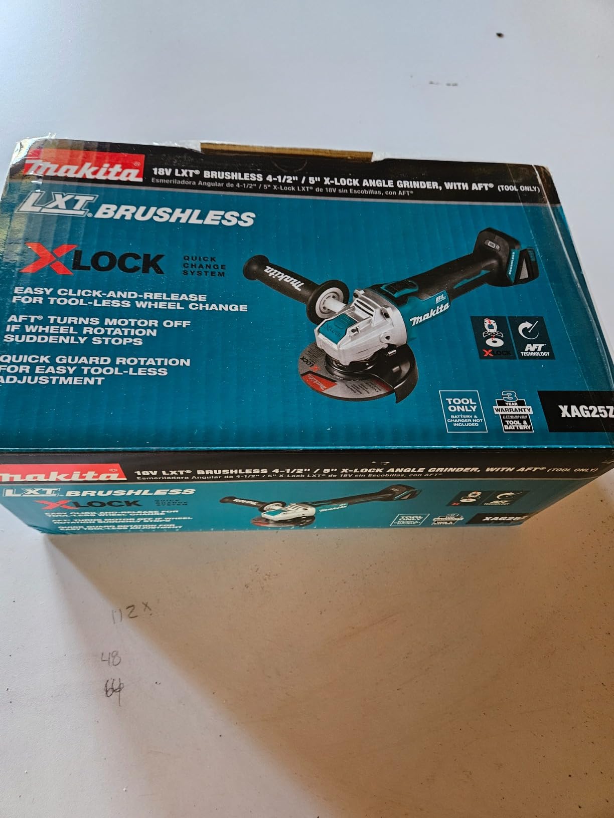 MAKITA 18V LXT Lithium-ION BRUSHLESS Cordless 4-1/2 in. /5 in. X-Lock Angle Grinder with A customer photo 1