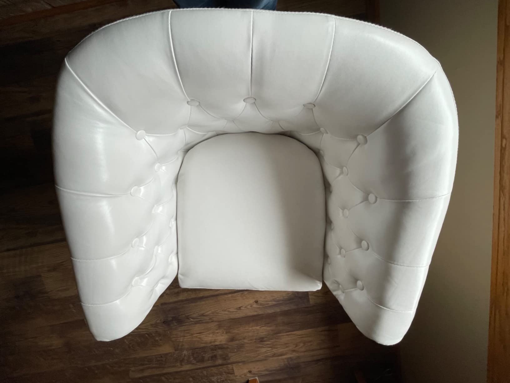 BELLEZE Accent Barrel Arm Chair, Modern Comfy Upholstered Tufted Club Chair with Sturdy Legs and Linen Fabric for Bedroom Living Room - Caramel customer photo 1