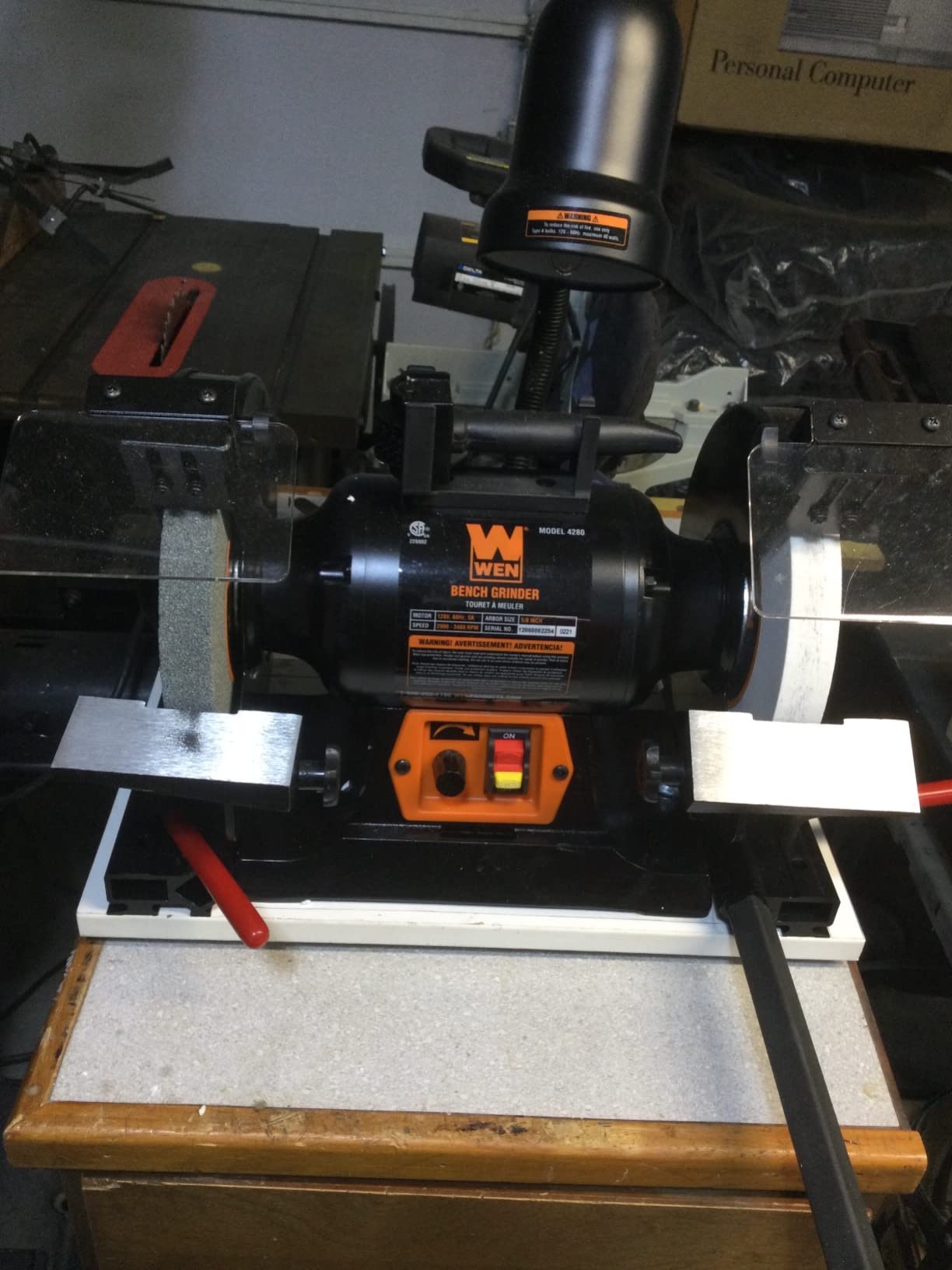 WEN BG4280 5-Amp 8-Inch Variable Speed Bench Grinder with Flexible Work Light, Black,orange customer photo 1