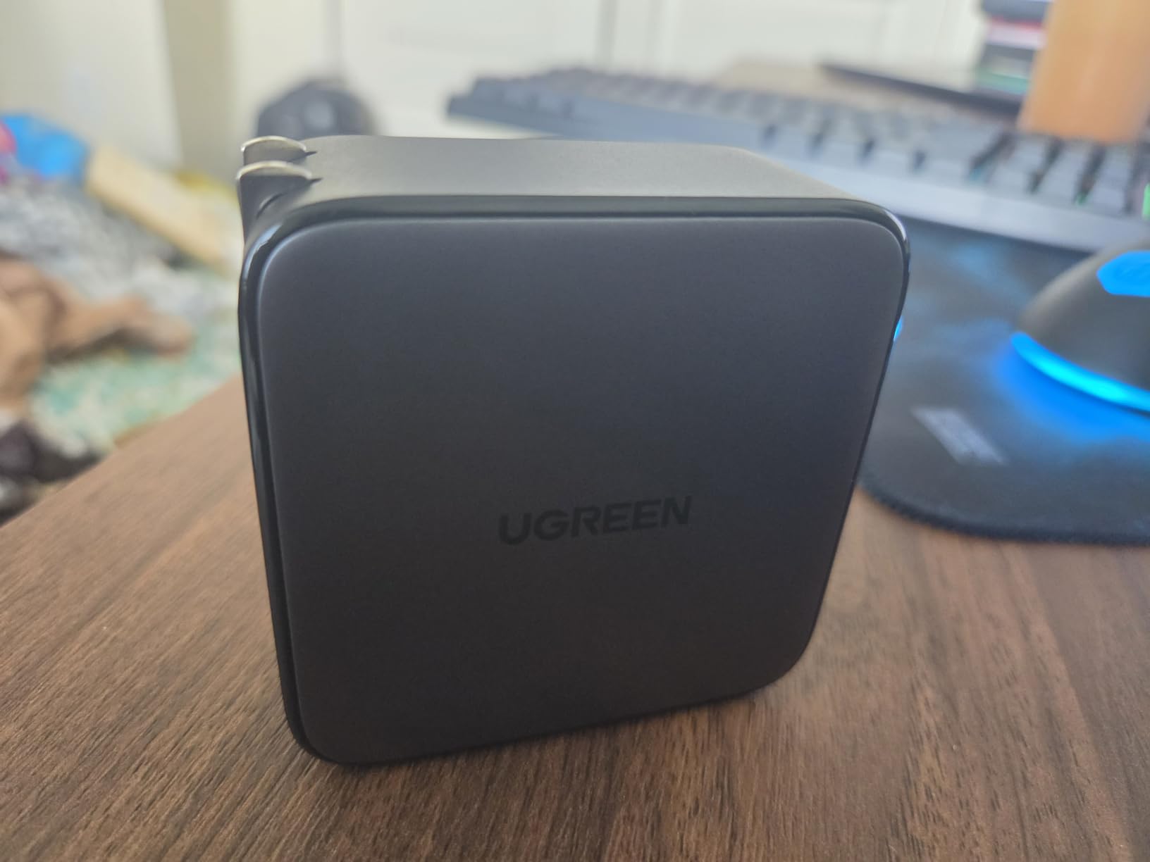 UGREEN Nexode 100W GaN USB C Charger, 4-Port Compact Foldable Fast Laptop Charger Power Adapter for MacBook Pro/Air, iPad Pro, iPhone 17/16/15 Series, Galaxy S25/S24, Pixel 10/9, Steam Deck, Pixelbook customer photo 2