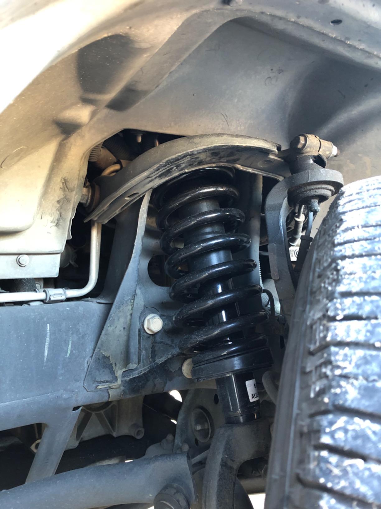 Detroit Axle - Struts Shock Kit for Chevy GMC Suburban Yukon XL 1500 Tahoe customer photo 1