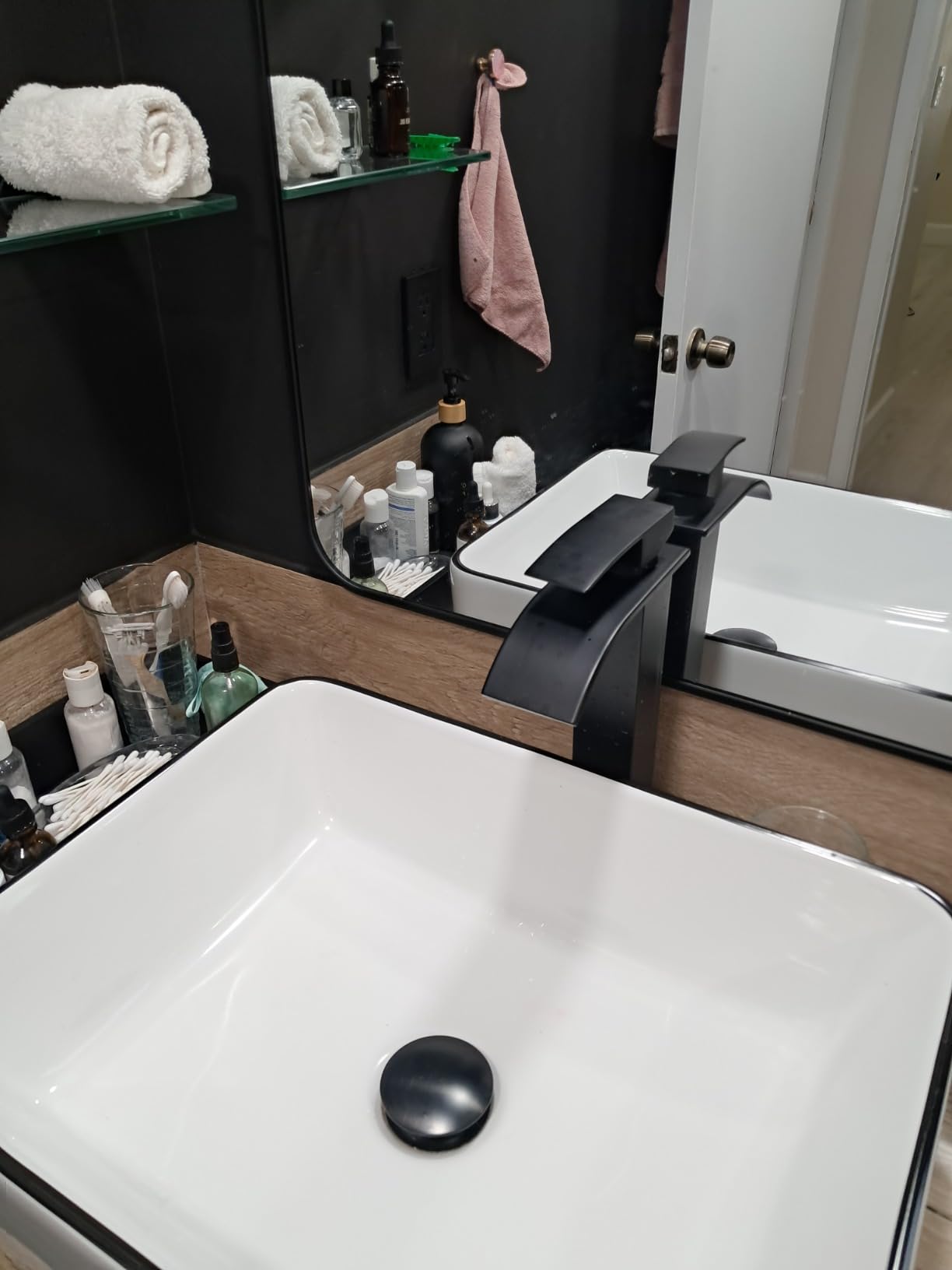 gotonovo Modern Waterfall Tall Bathroom Faucet 1 Hole, Matte Black customer photo 1