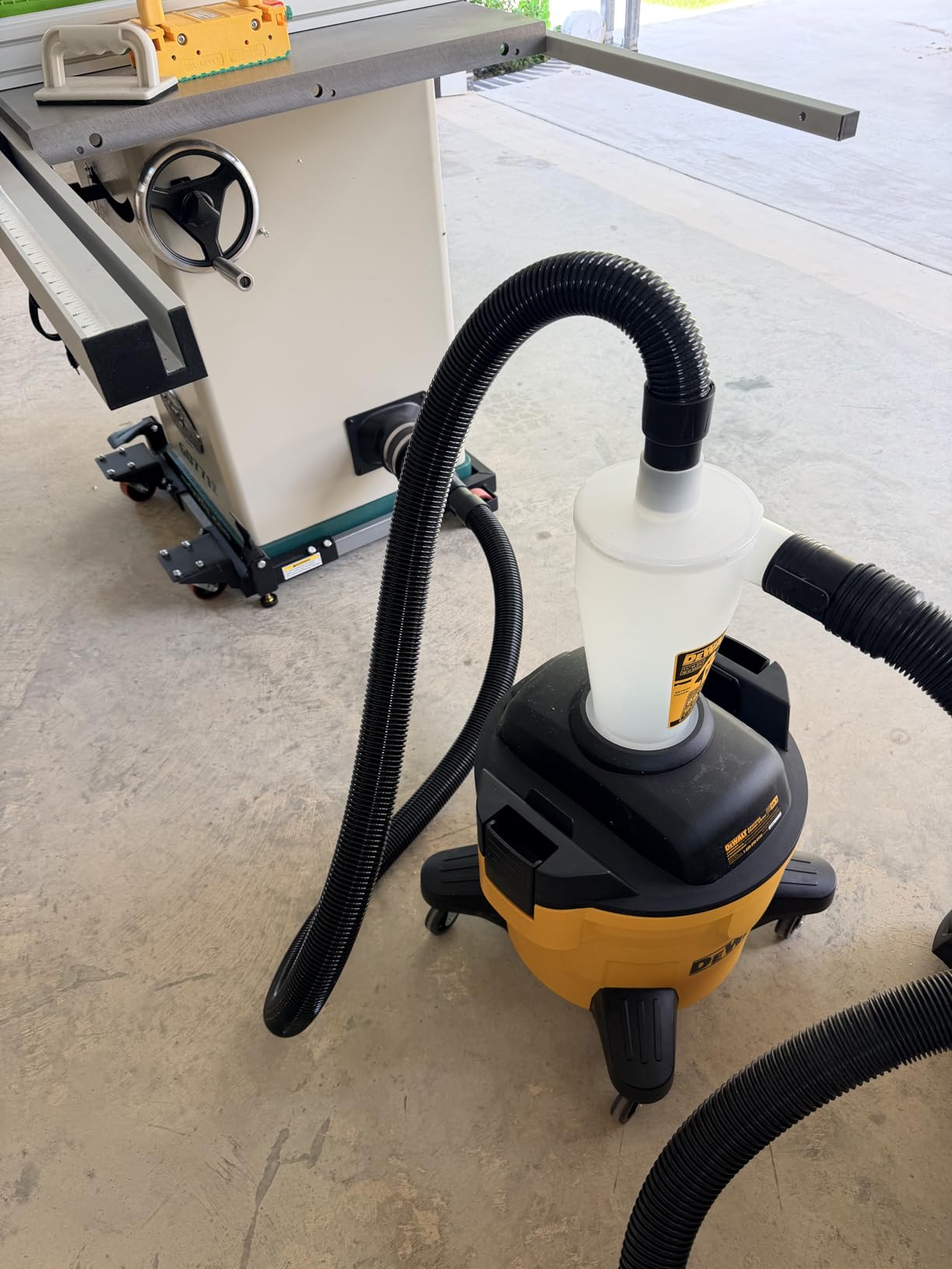 DEWALT 6 Gallon Dust Separator for Wet/Dry Shop Vacuums,DXVCS002 customer photo 1