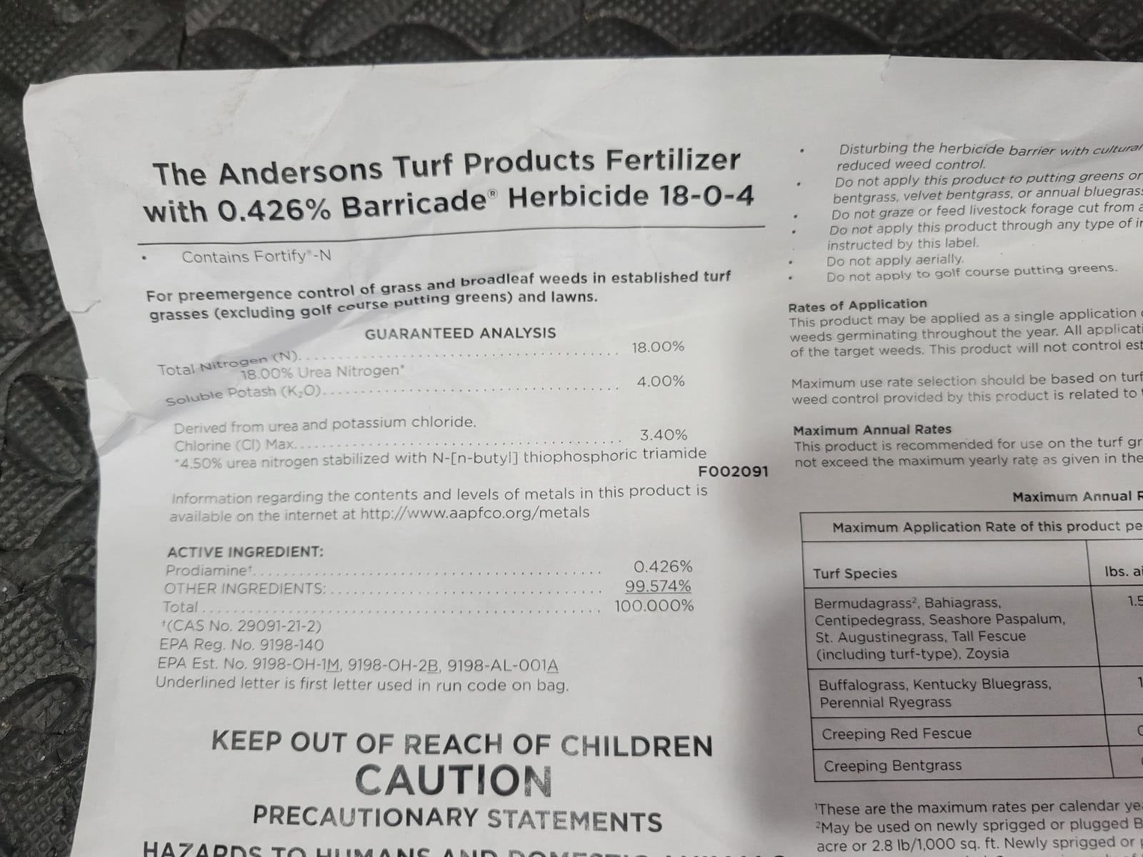 The Andersons 18-0-4 Barricade Fertilizer with Pre Emergent Weed Control 5,000 sq ft 18 lbs customer photo 1