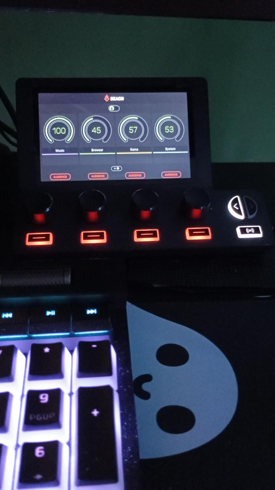 BEACN Mix Create (Dark) - USB-C Audio Mixer for PC & Mac, 5