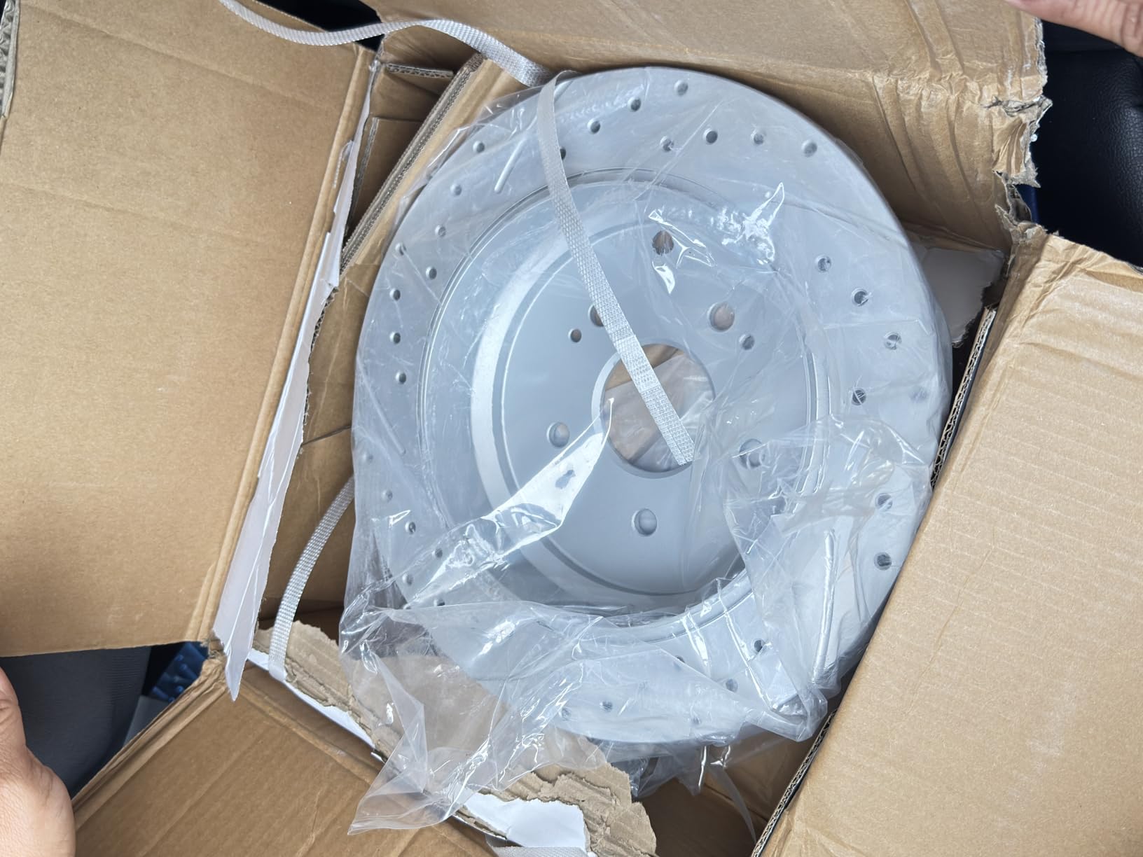 Acinoparts Front & Rear Drilled and Slotted Brake Rotors Ceramic Brake Pads customer photo 2