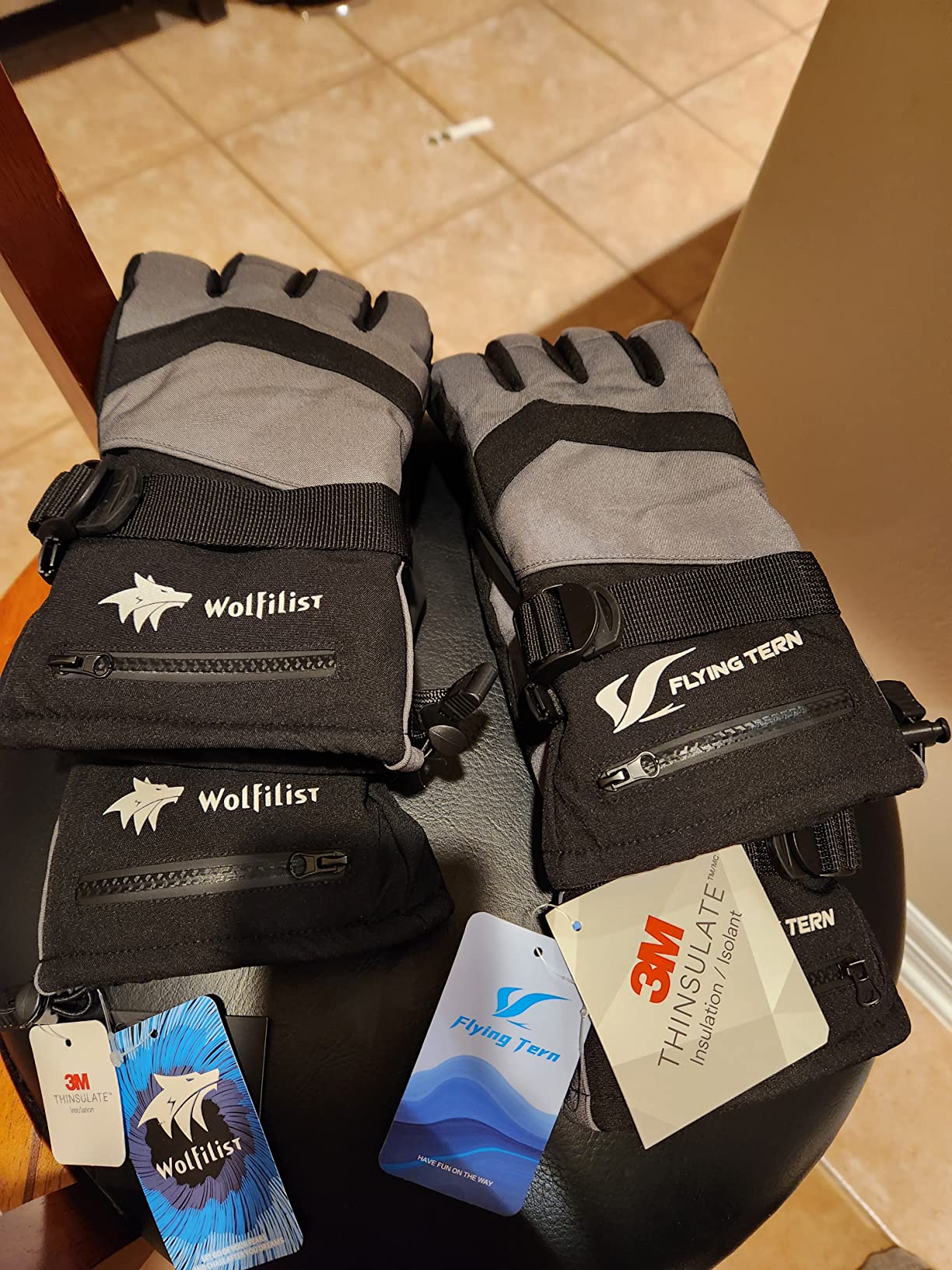 WOLFILIST Ski Gloves Waterproof Windproof - 3M Thinsulate Insulated Warm Snow Glove, Snowboard Gloves with Zipper Pocket, Touchscreen Winter Glove for Men Women customer photo 2