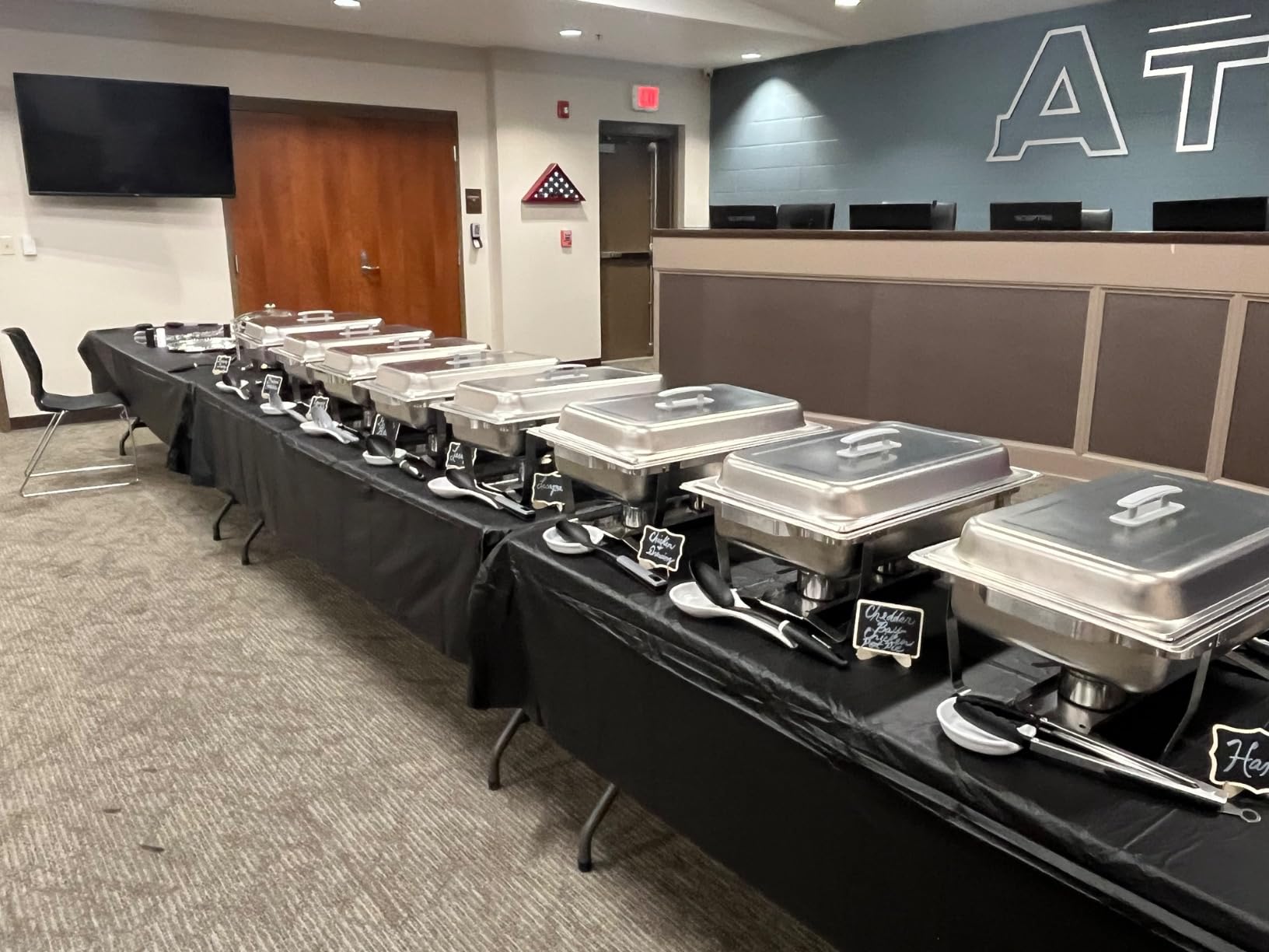 Alpha Living 4 Pack Chafing Dish Full Set – Stainless Steel Catering Chafer with Lids, Pans & Fuel Holders – Buffet Food Warmers for Parties, Events & Weddings – Alpine Gray Handles customer photo 2