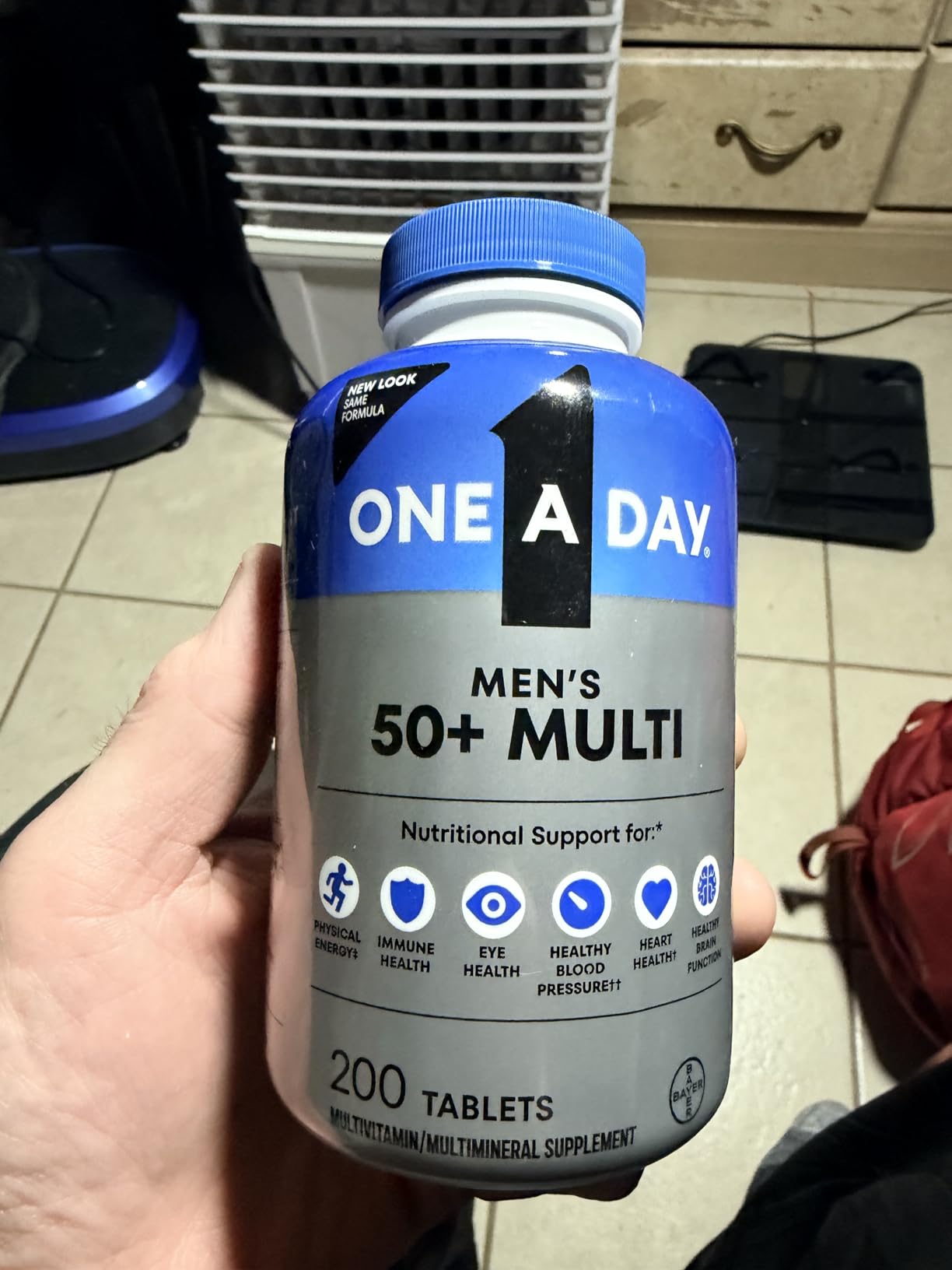 One A Day Men’s 50+ Healthy Advantage Multivitamin, Multivitamin for Men with Vitamins A, C, E, B6, B12, Calcium and Vitamin D, Tablet, 200 Count (Pack of 1) customer photo 2