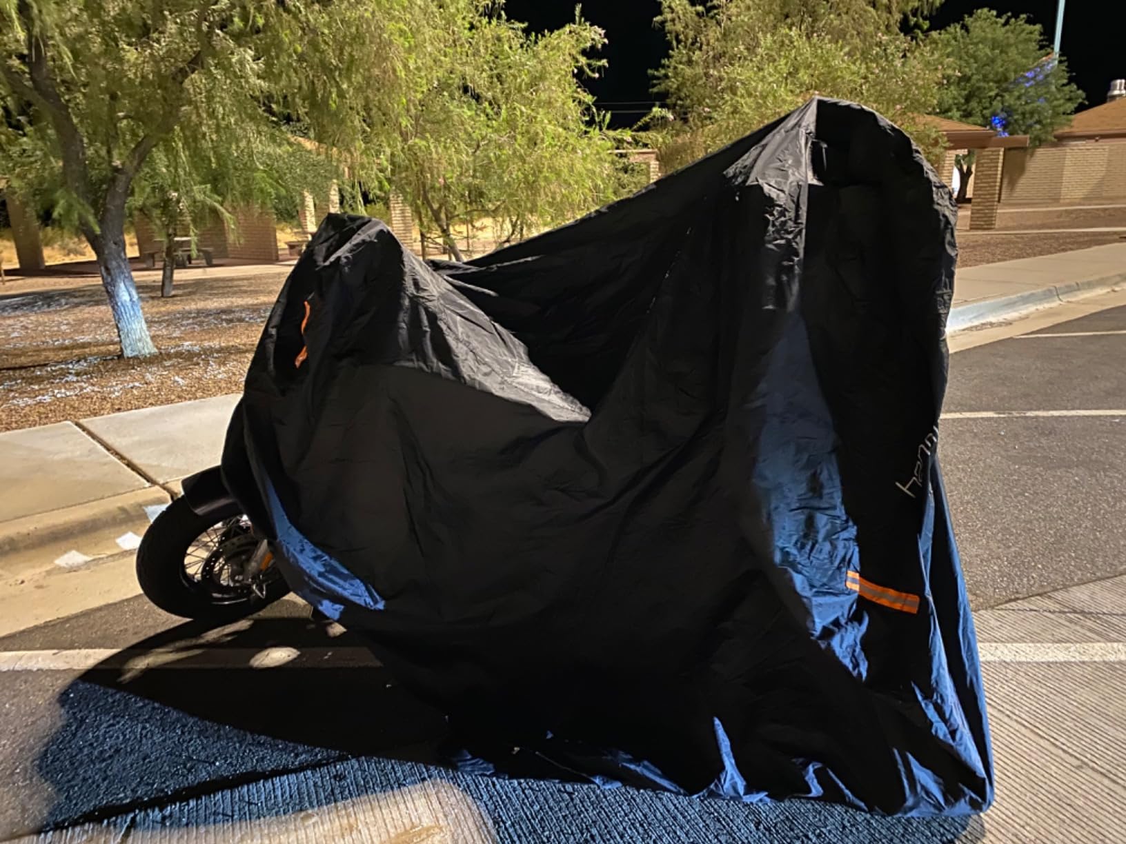 Hanmir Motorcycle Cover Waterproof Outdoor with Lock-Holes & Storage Bag customer photo 2