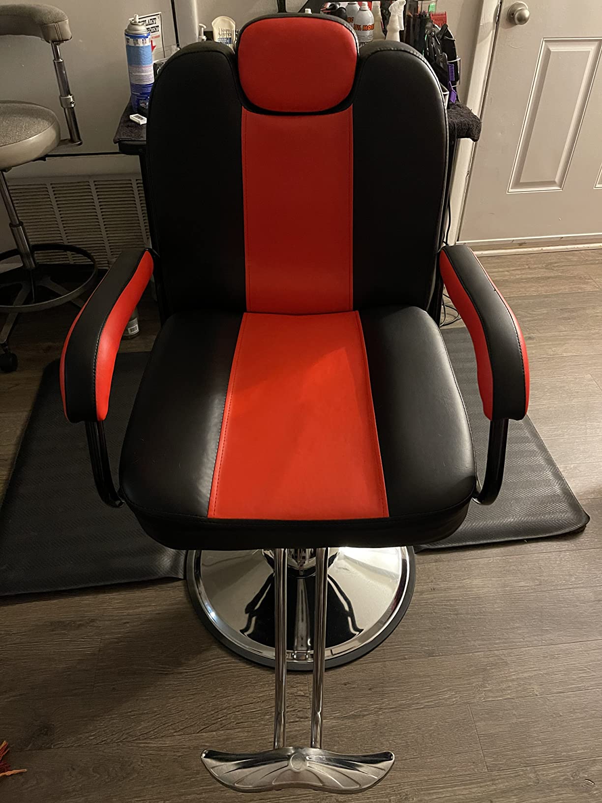 Merax Hydraulic Recliner Barber Chair for Hair Salon, 360° Swivel customer photo 2