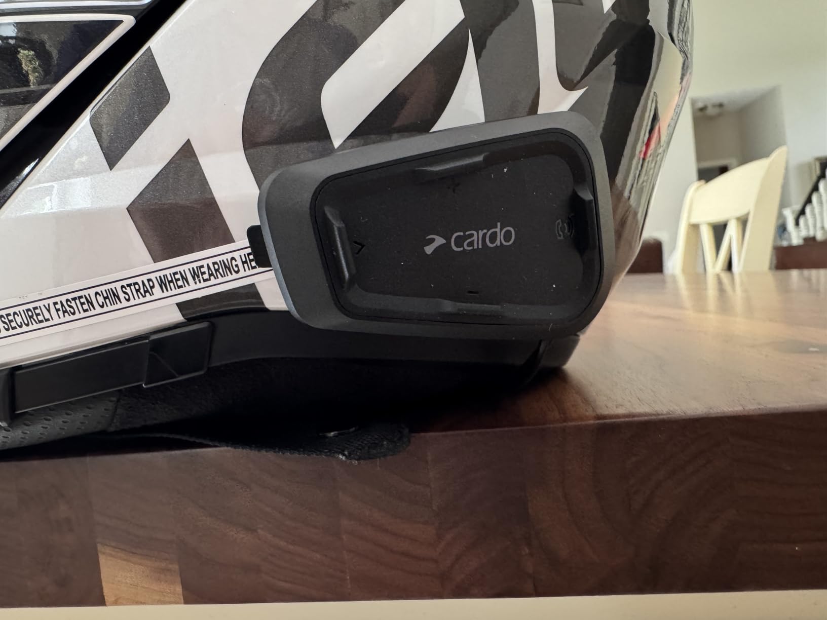 Cardo Systems Spirit HD Motorcycle Bluetooth Communication Headset, 2-Way Bluetooth, Thin 40mm Speakers, Waterproof, Universal Connectivity - Single Pack customer photo 1