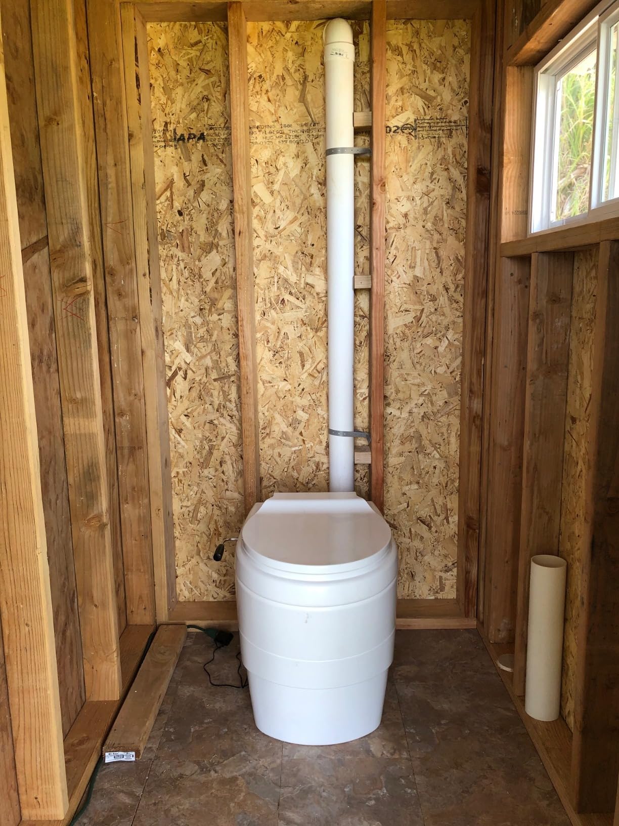 Thinktank Composting Toilet, White customer photo 1