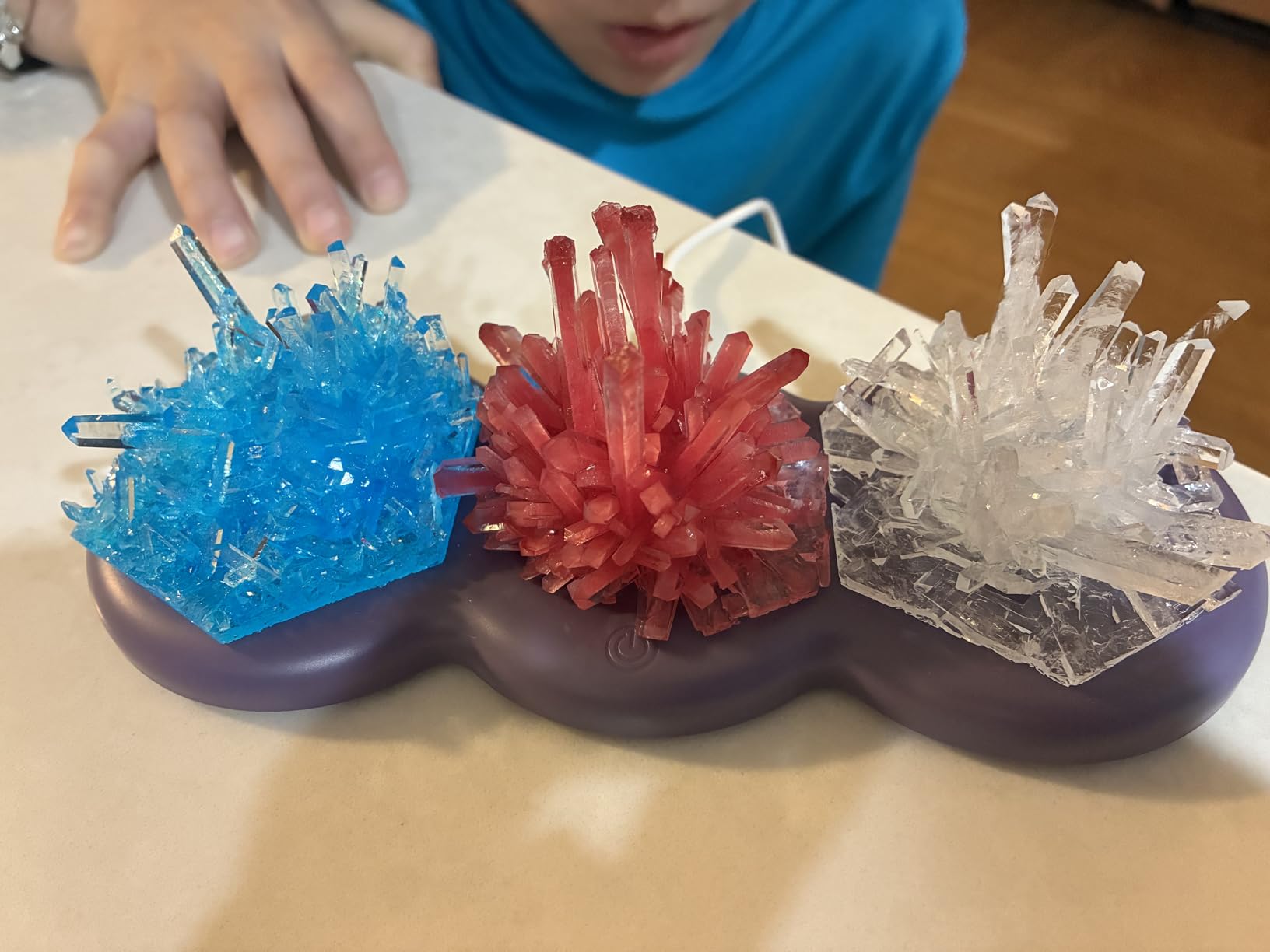 Light-up Crystal Growing Kit for Kids - Science Kits for Kids Age 8-12 - 6 7 8 9 10 Year Old Boy Birthday Gifts - Gifts for Girls - STEM Toys for 7 Year Old Boys, Experiment Crafts for Age 10-12 Years customer photo 1